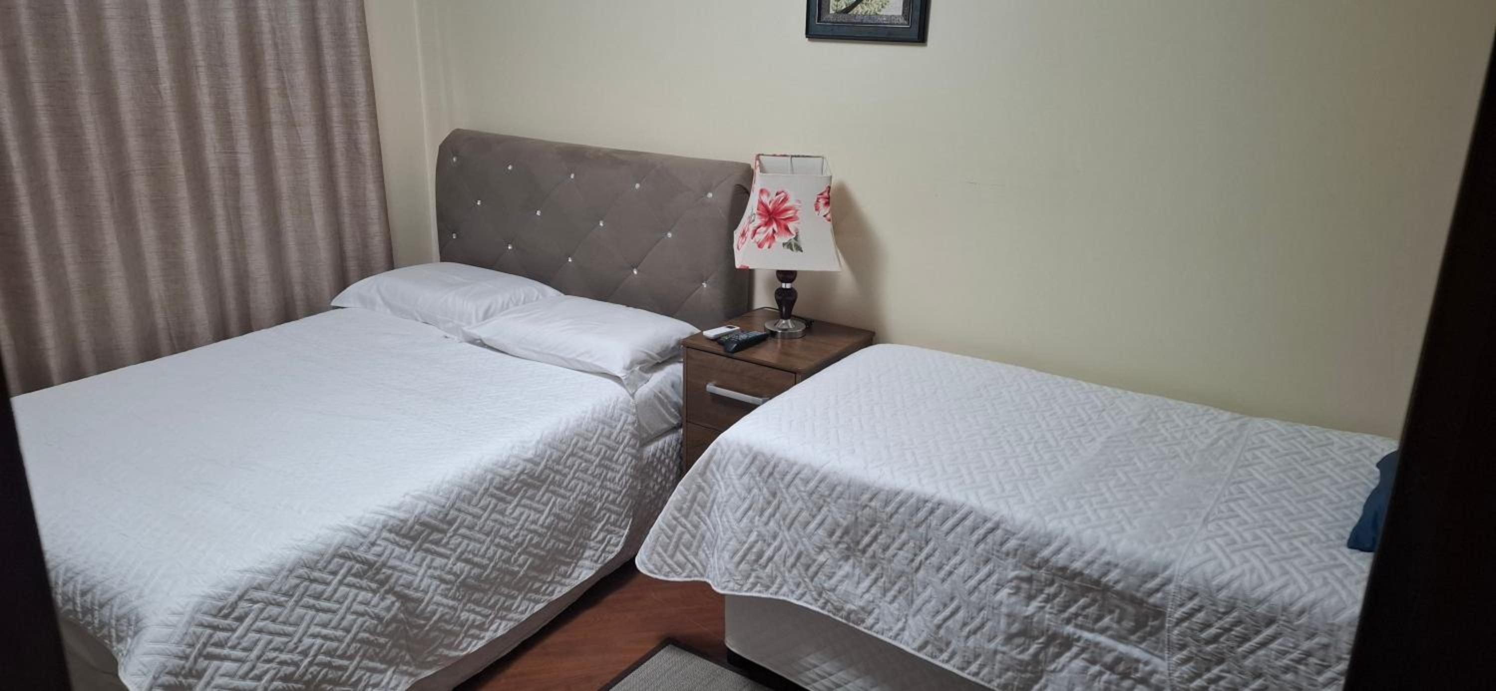 Double Room with Private External Bathroom - Photo 2