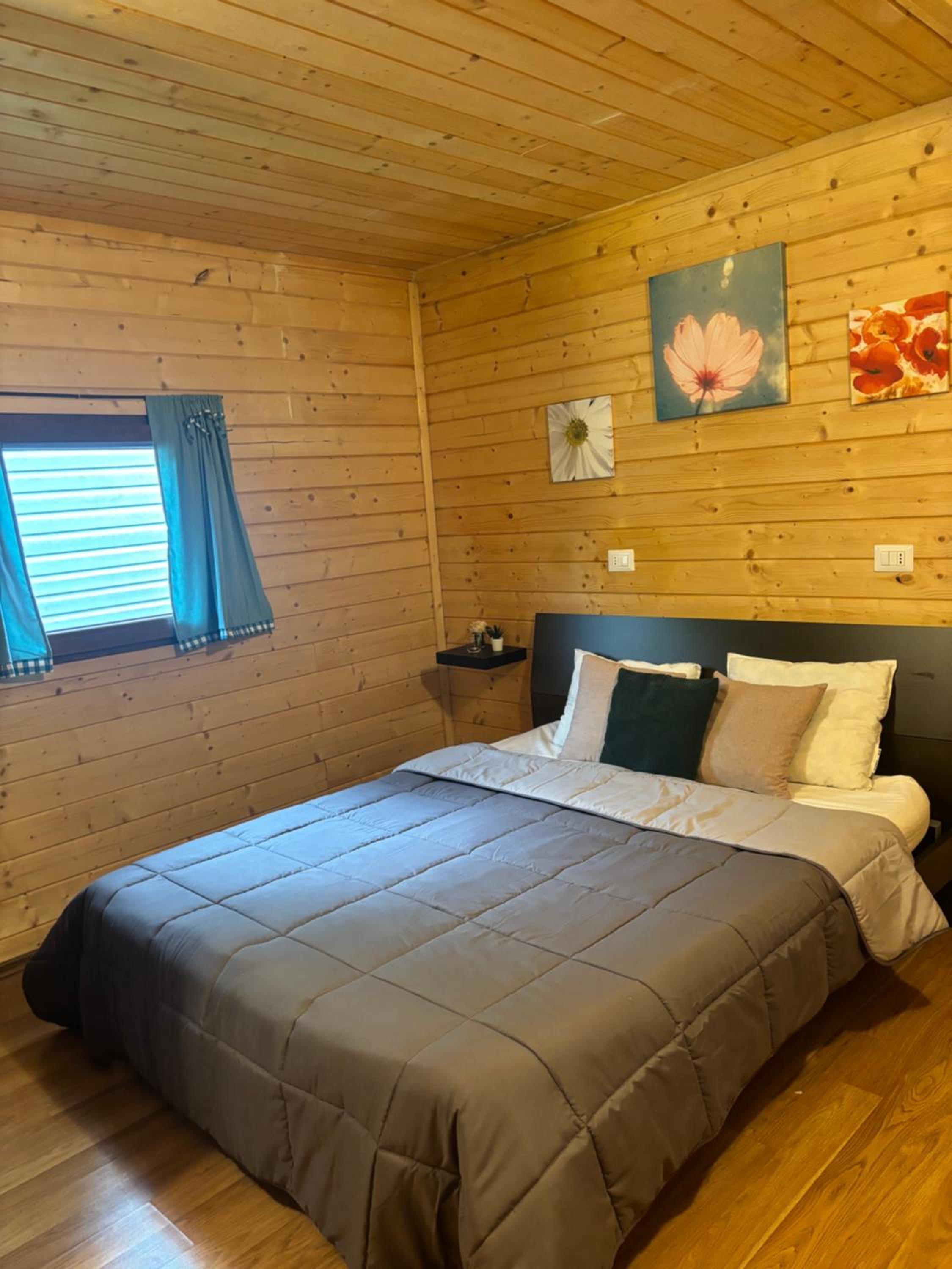 Two-Bedroom House photo 1