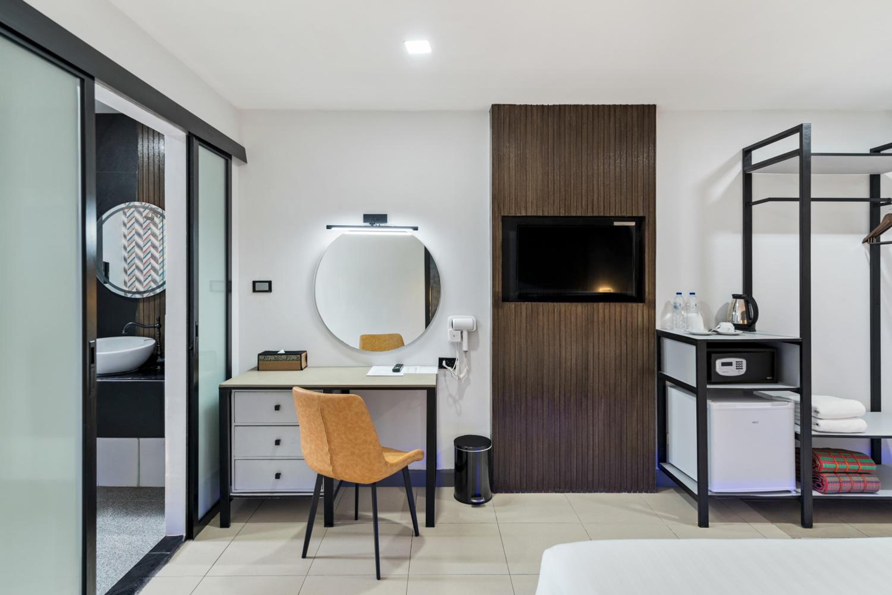 Superior Double or Twin Room - Photo 3