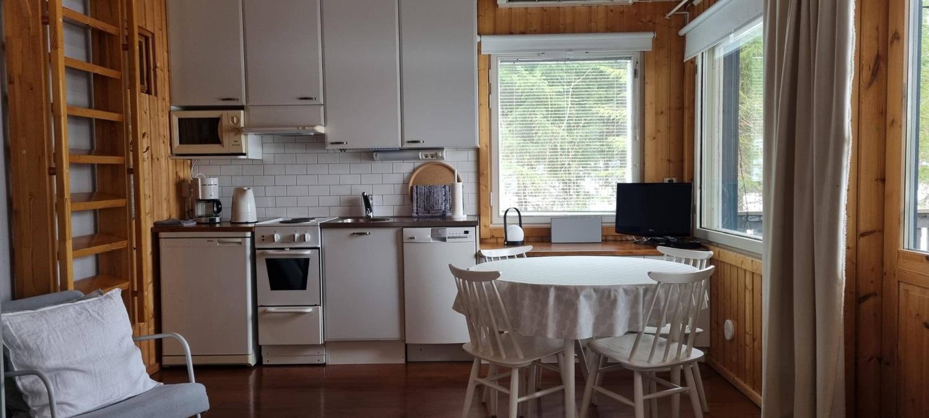 Villa with Sauna - Photo 42