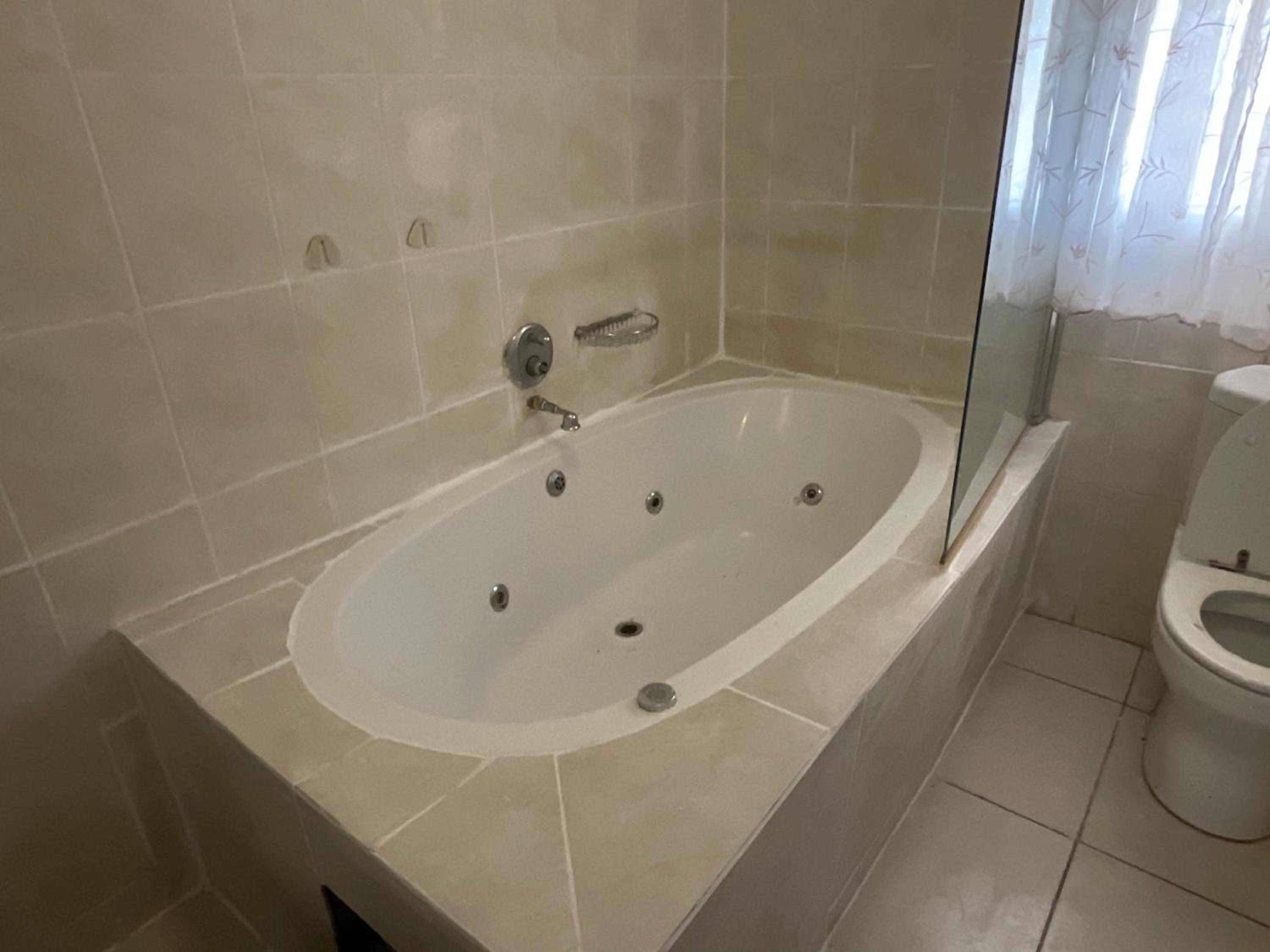 Double Room with Private External Bathroom photo 2