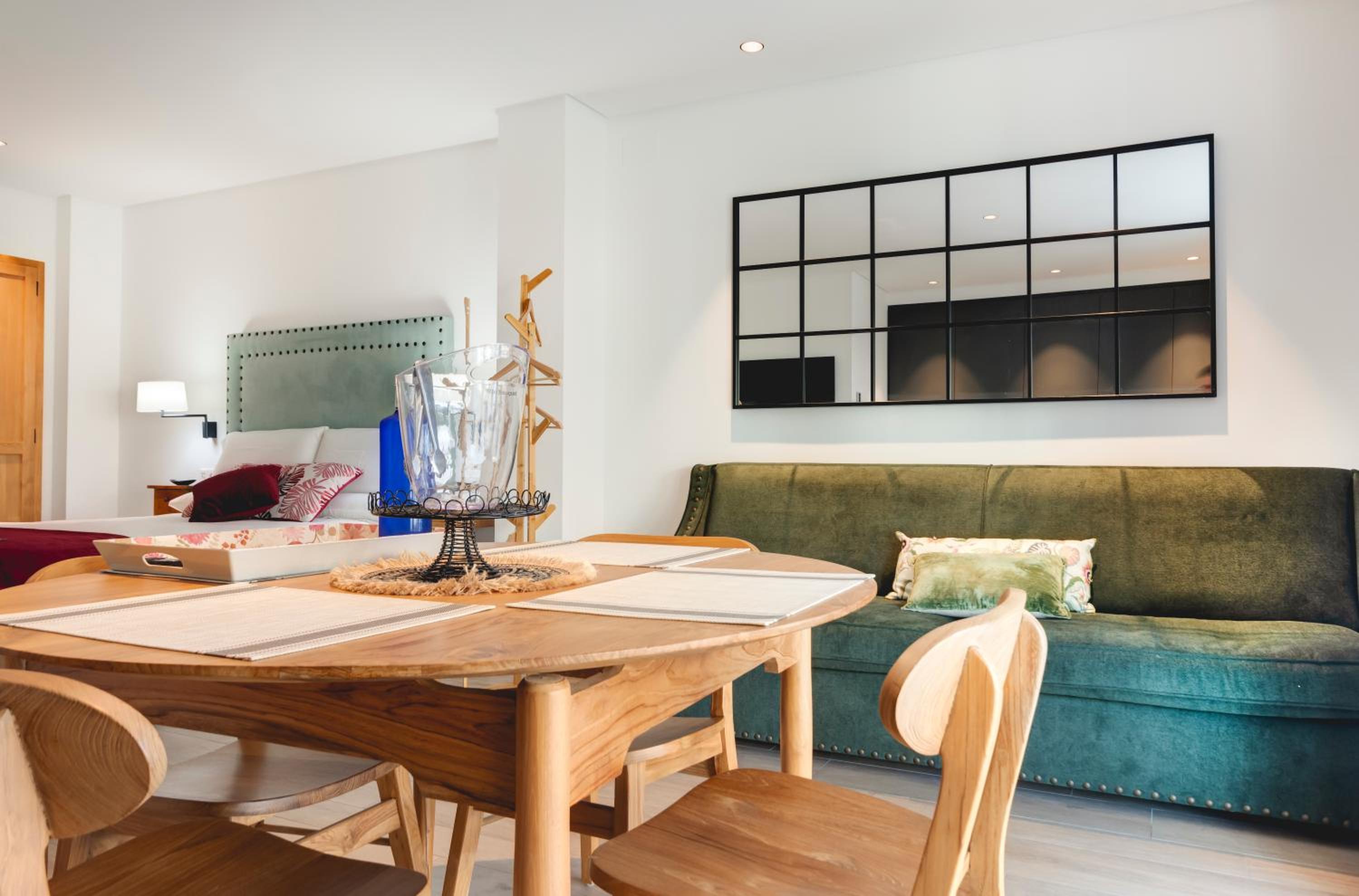 Classic Apartment - Photo 21