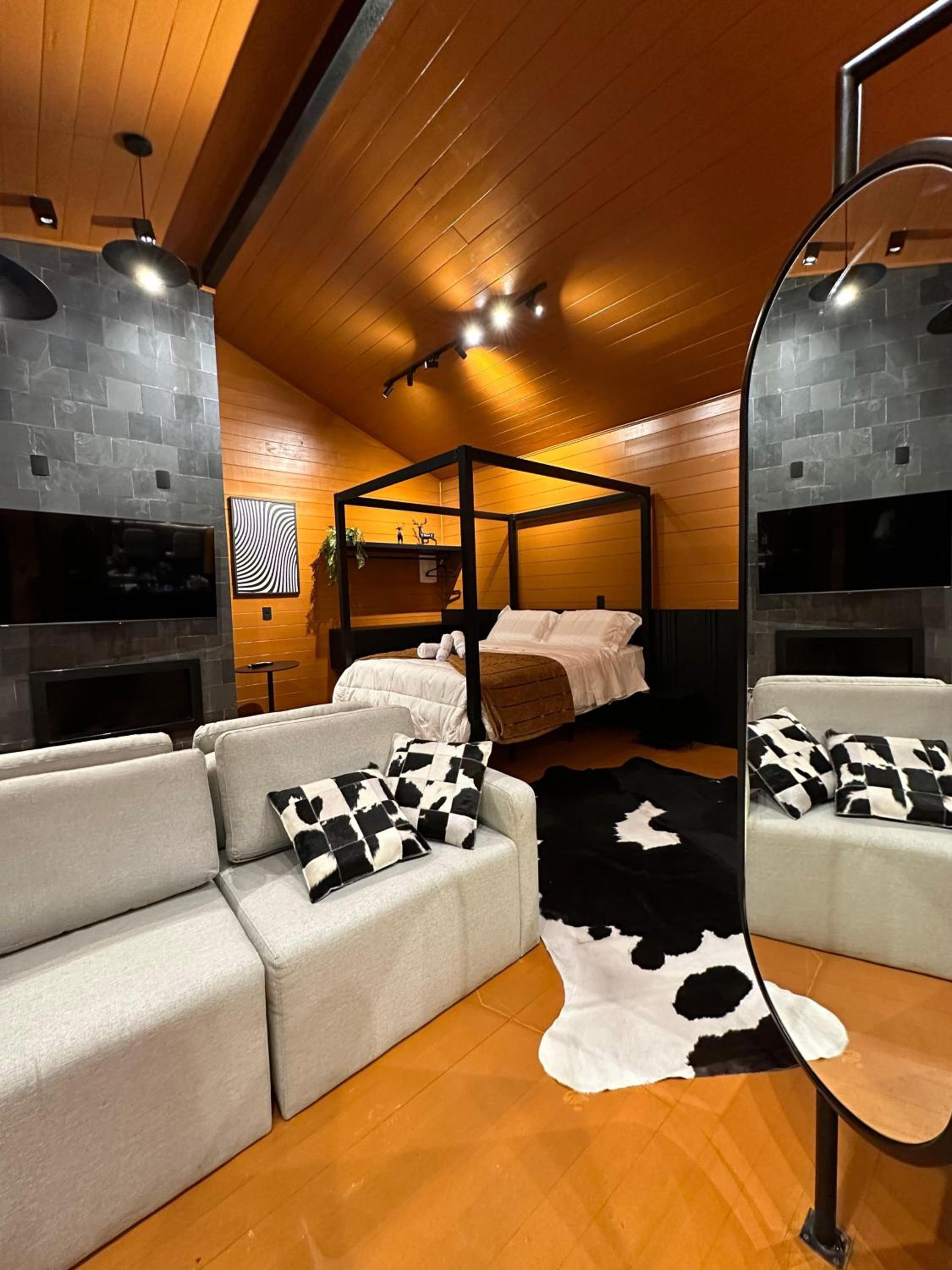 Superior Chalet photo 1