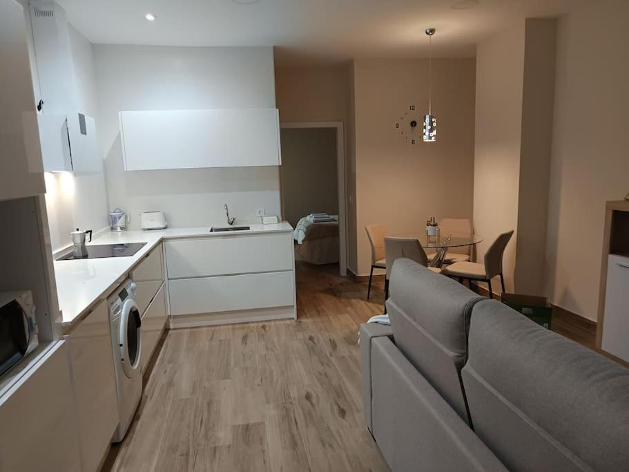 One-Bedroom Apartment photo 3