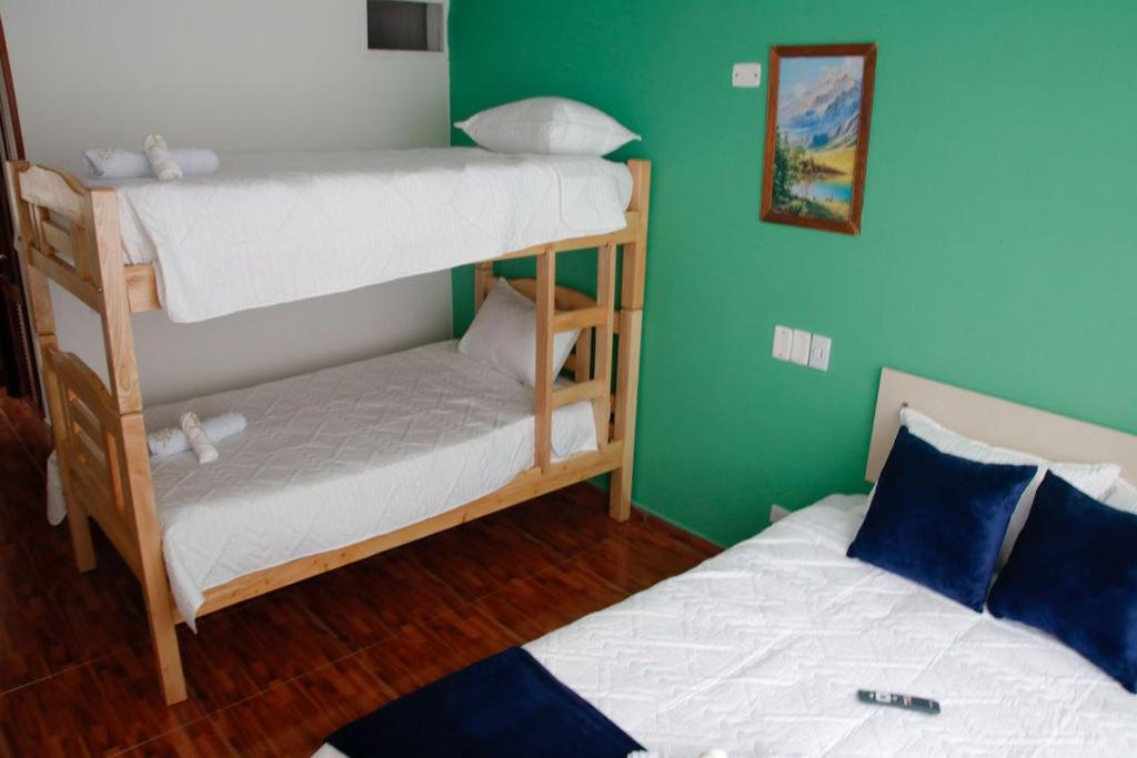 Quadruple Room with Private Bathroom photo 3