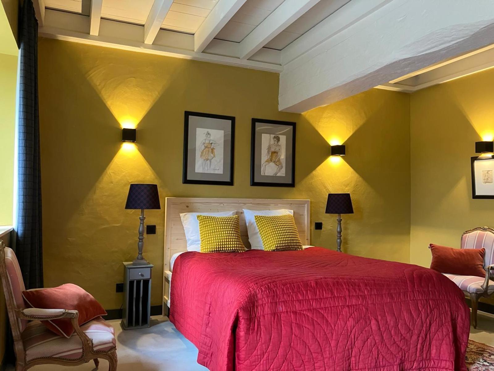 Double Room with Private Bathroom