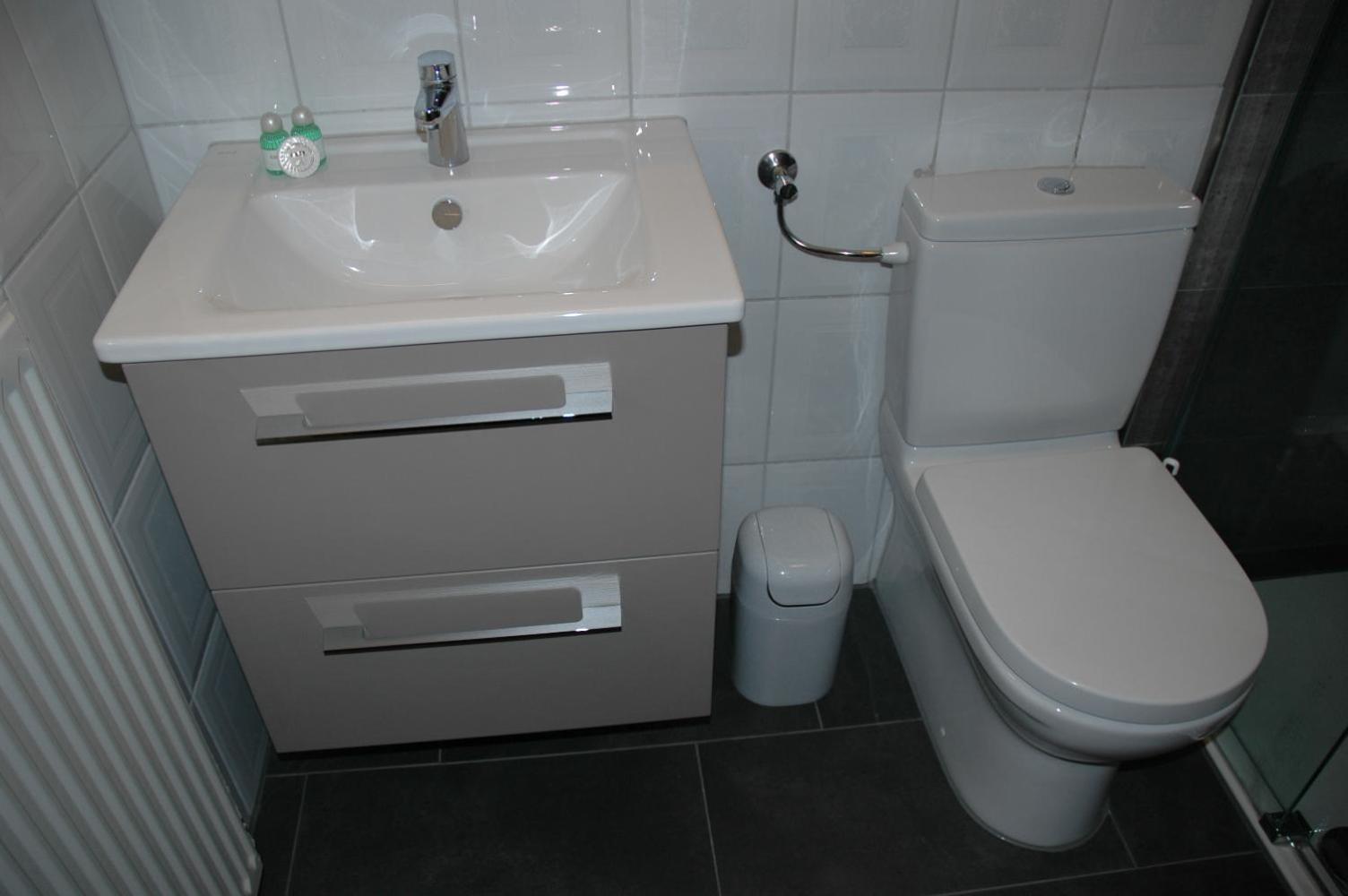 Small Twin Room photo 3