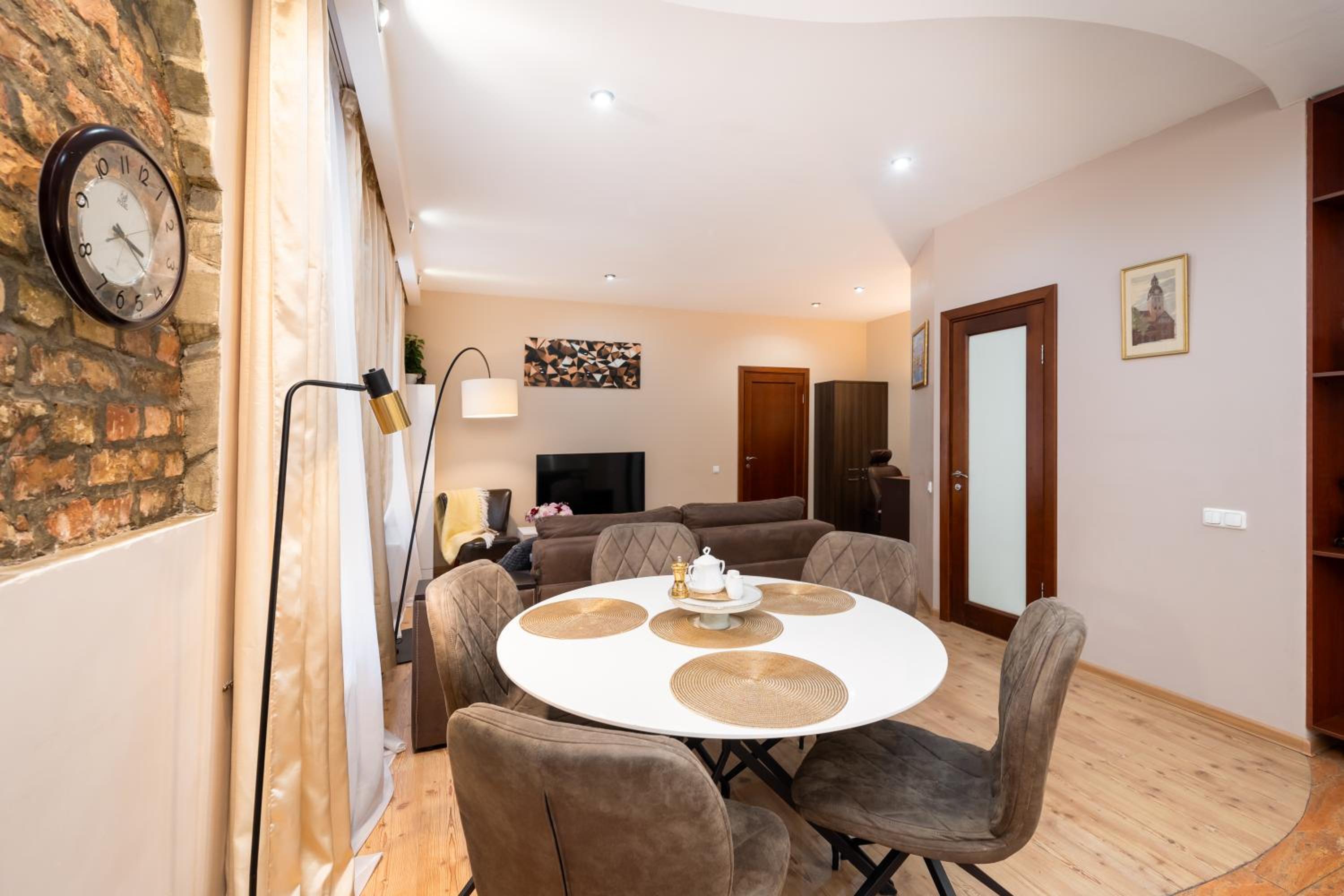Superior Apartment - Photo 13