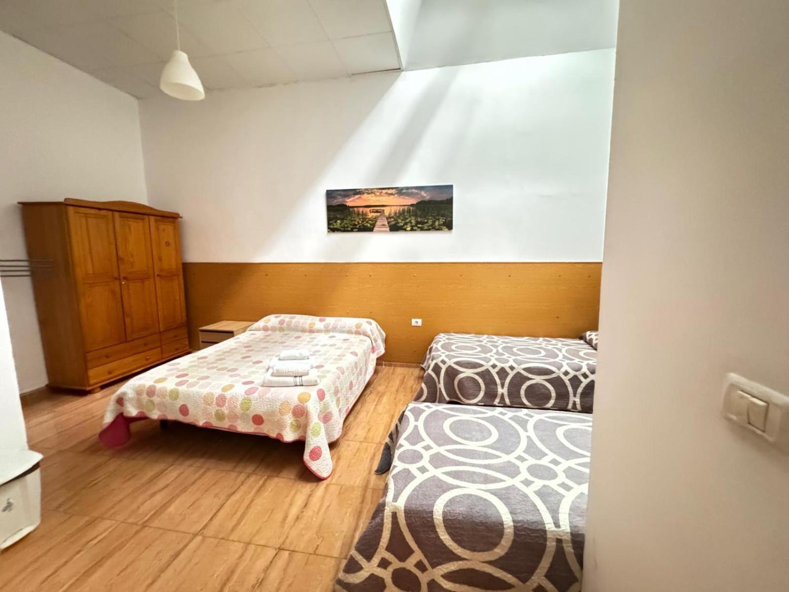 Habitación Cuádruple con Baño Privado