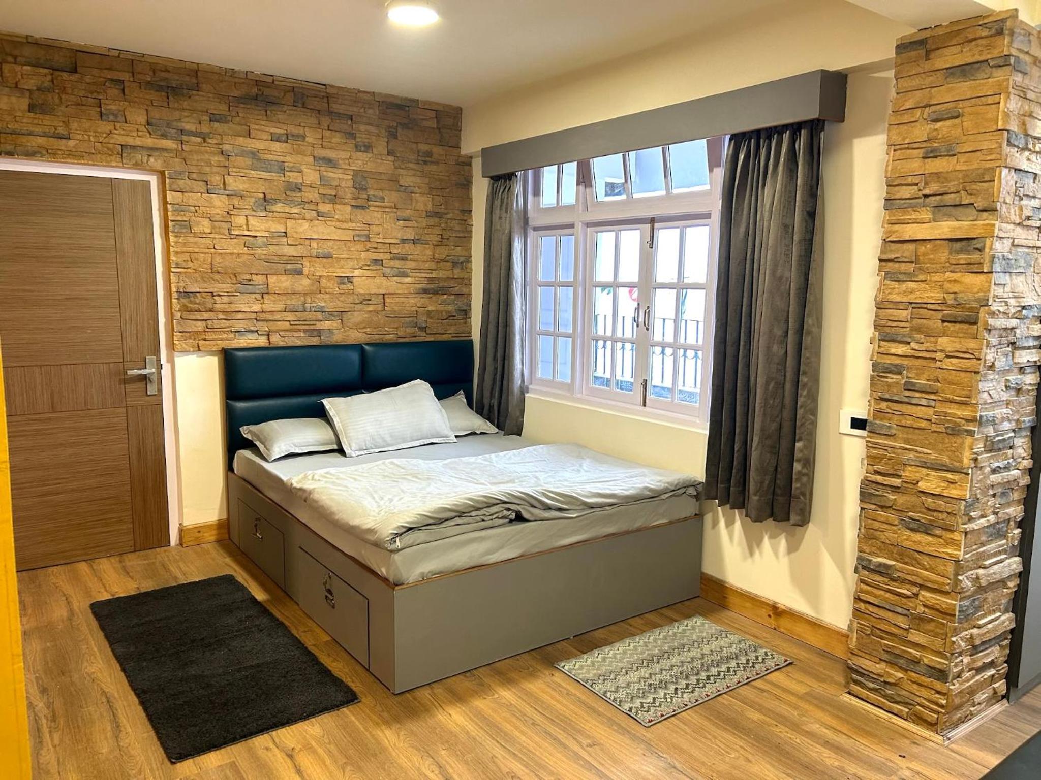 Quadruple Room with Mountain View