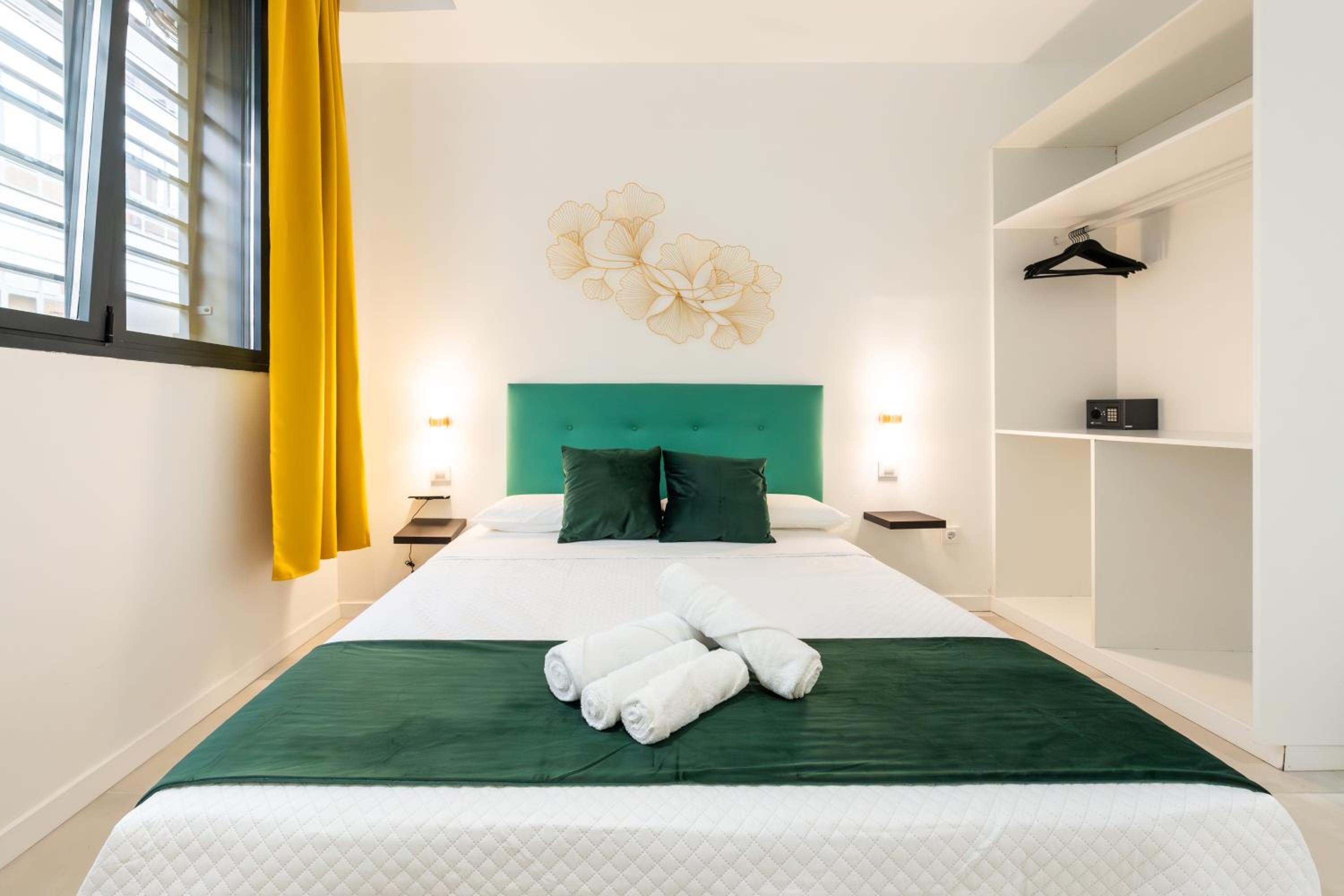 Apartamento de lujo de una habitación con vistas al jardín