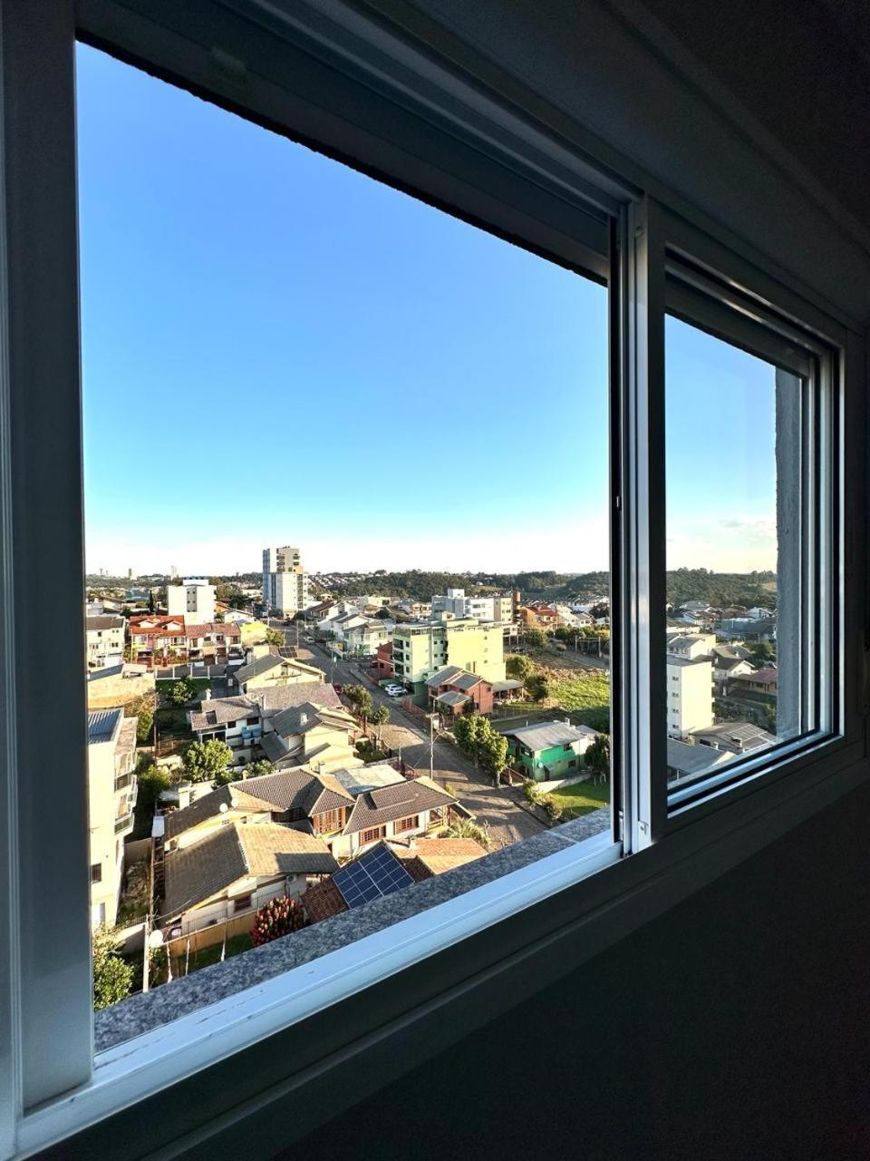 Two-Bedroom Apartment with City View photo 2