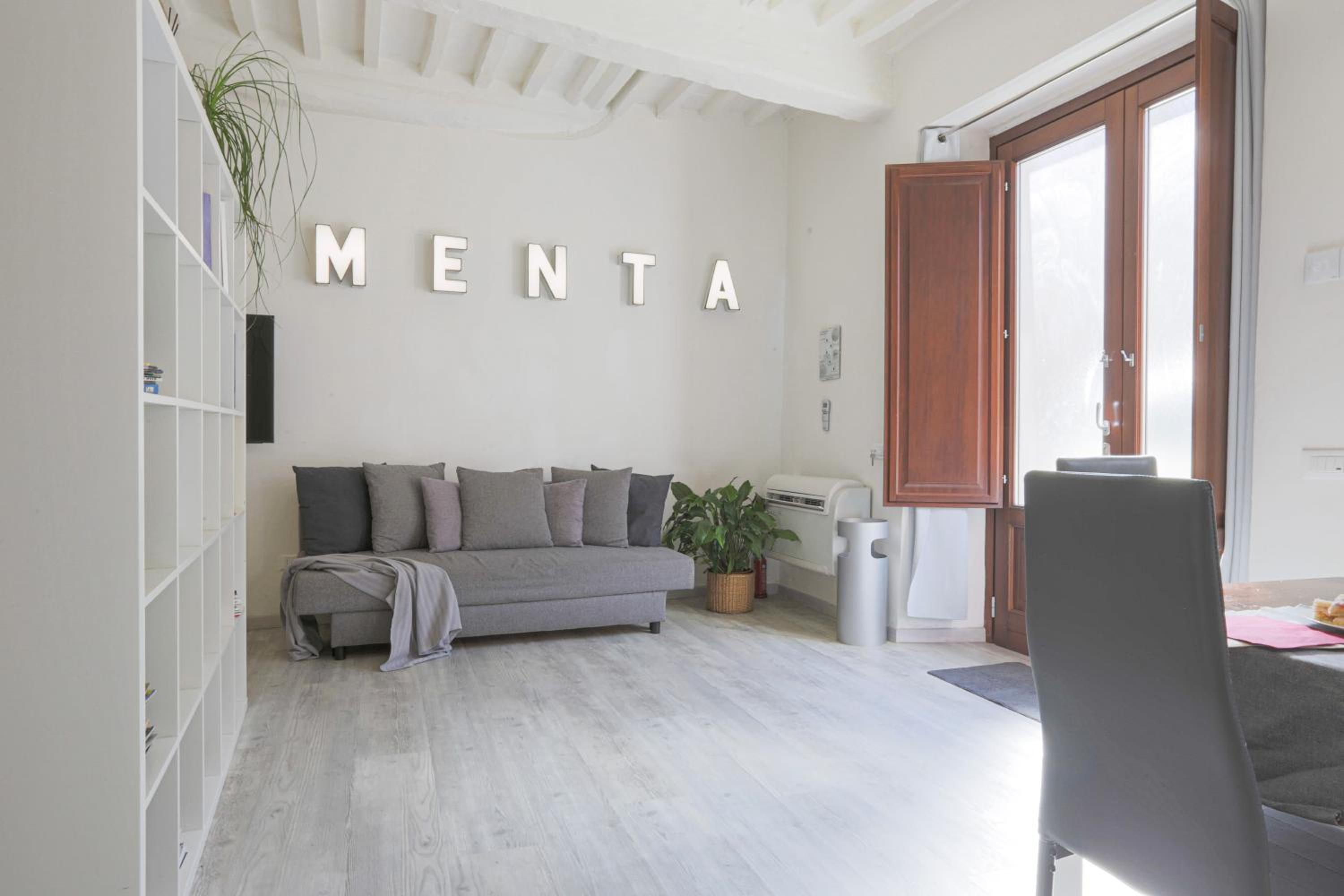 One-Bedroom Apartment - Photo 16
