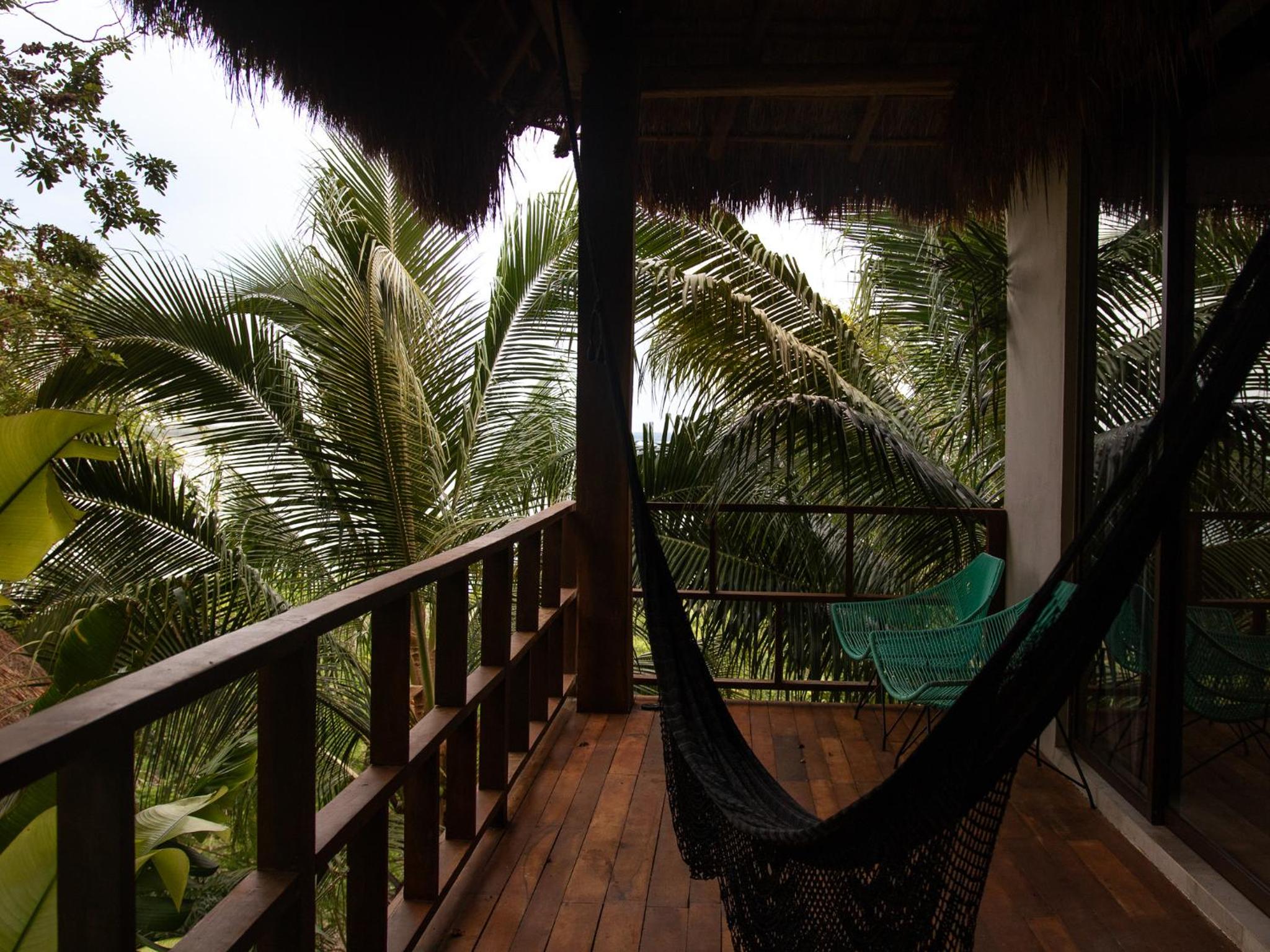 Deluxe Double with Balcony Garden View - Photo 7