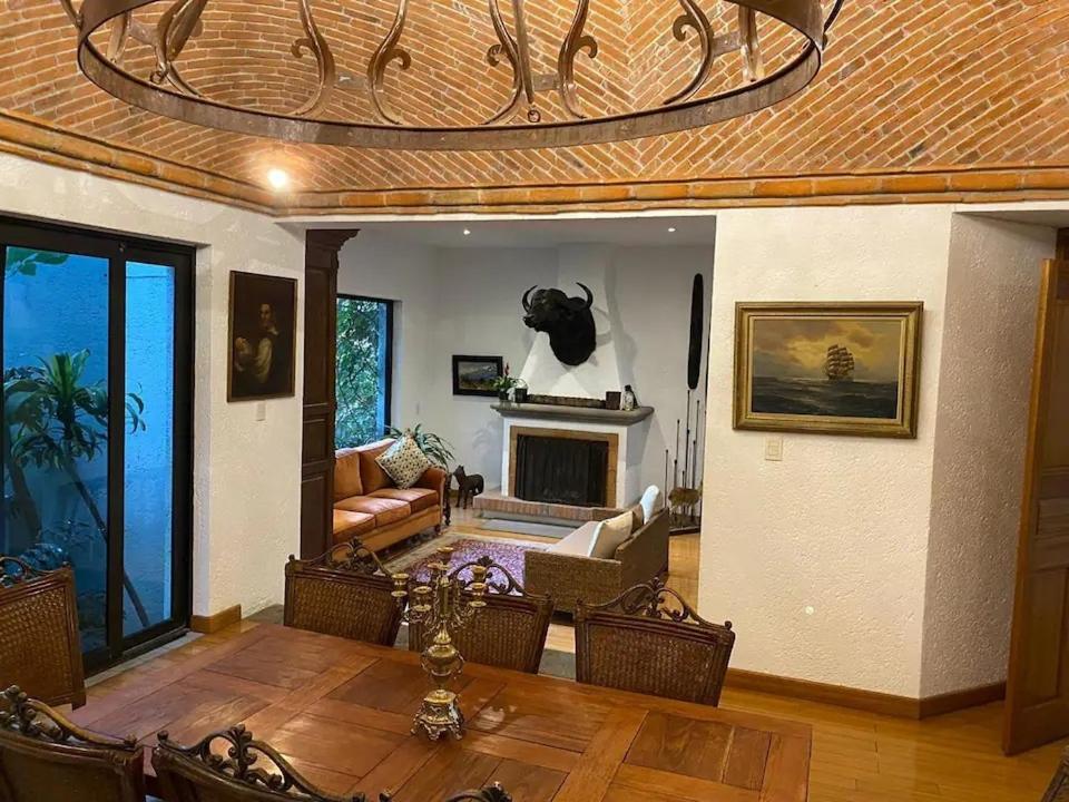 Villa photo 3