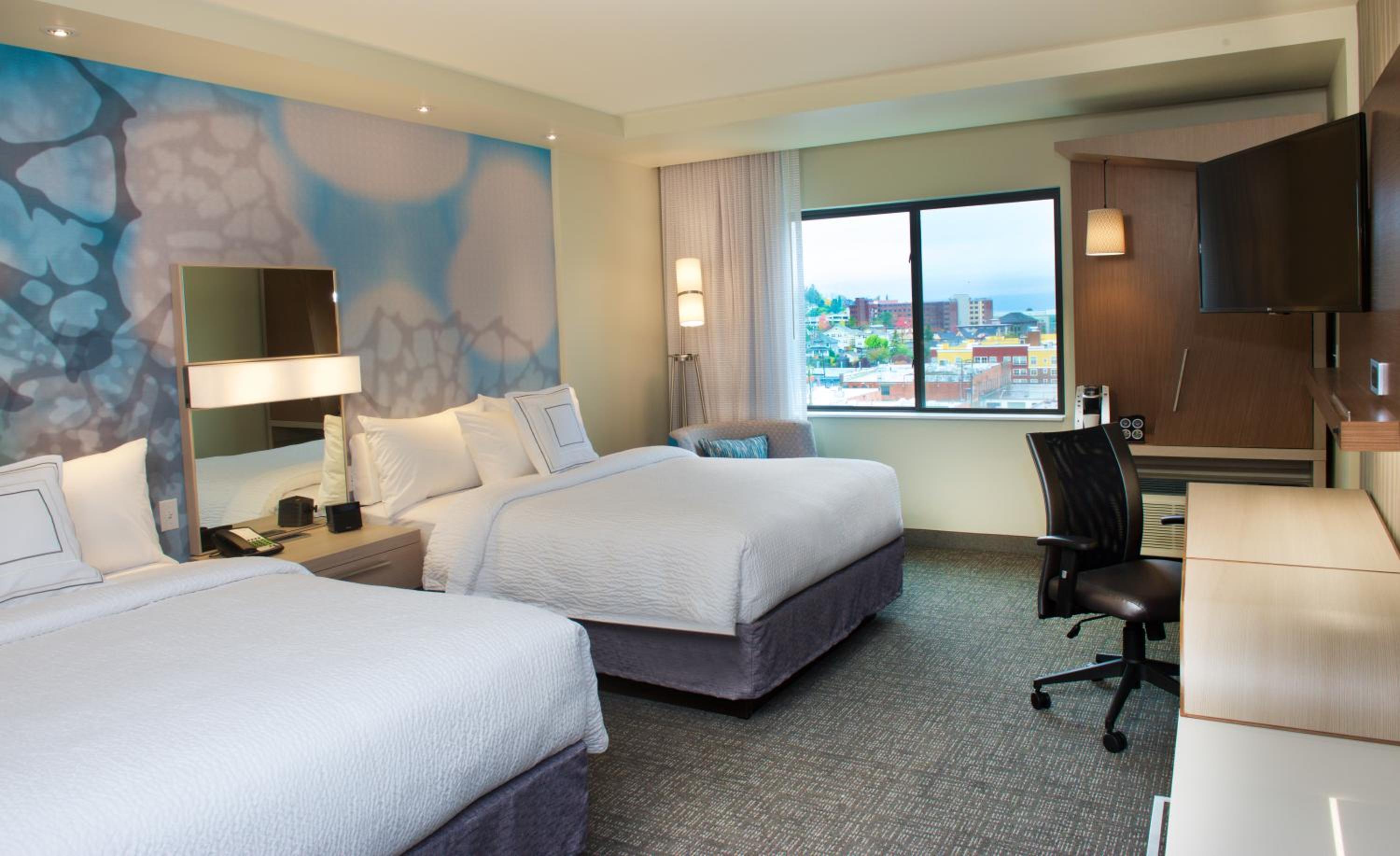 Queen Room with Two Queen Beds - Hearing Accessible photo 2