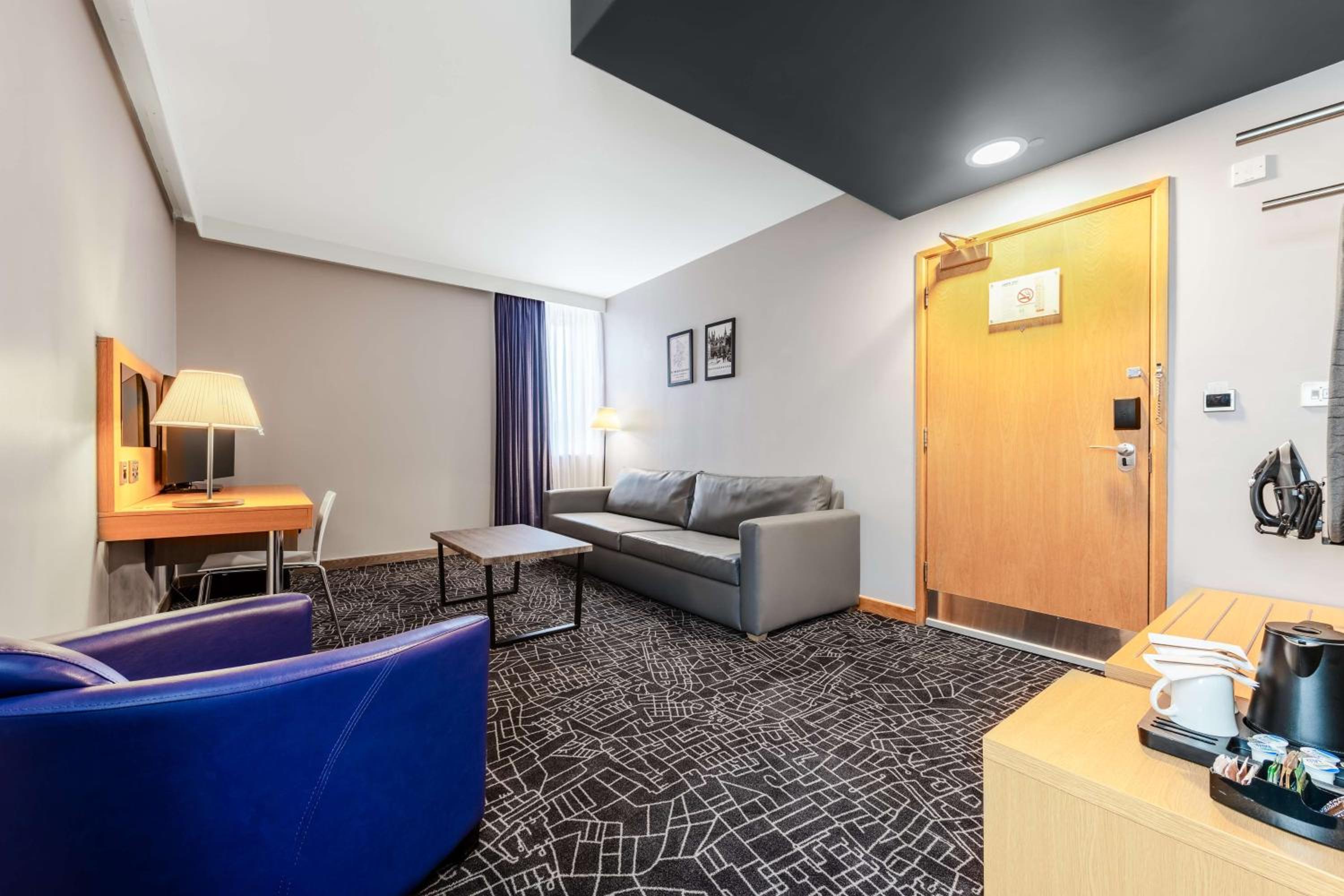 Junior Suite - Photo 1