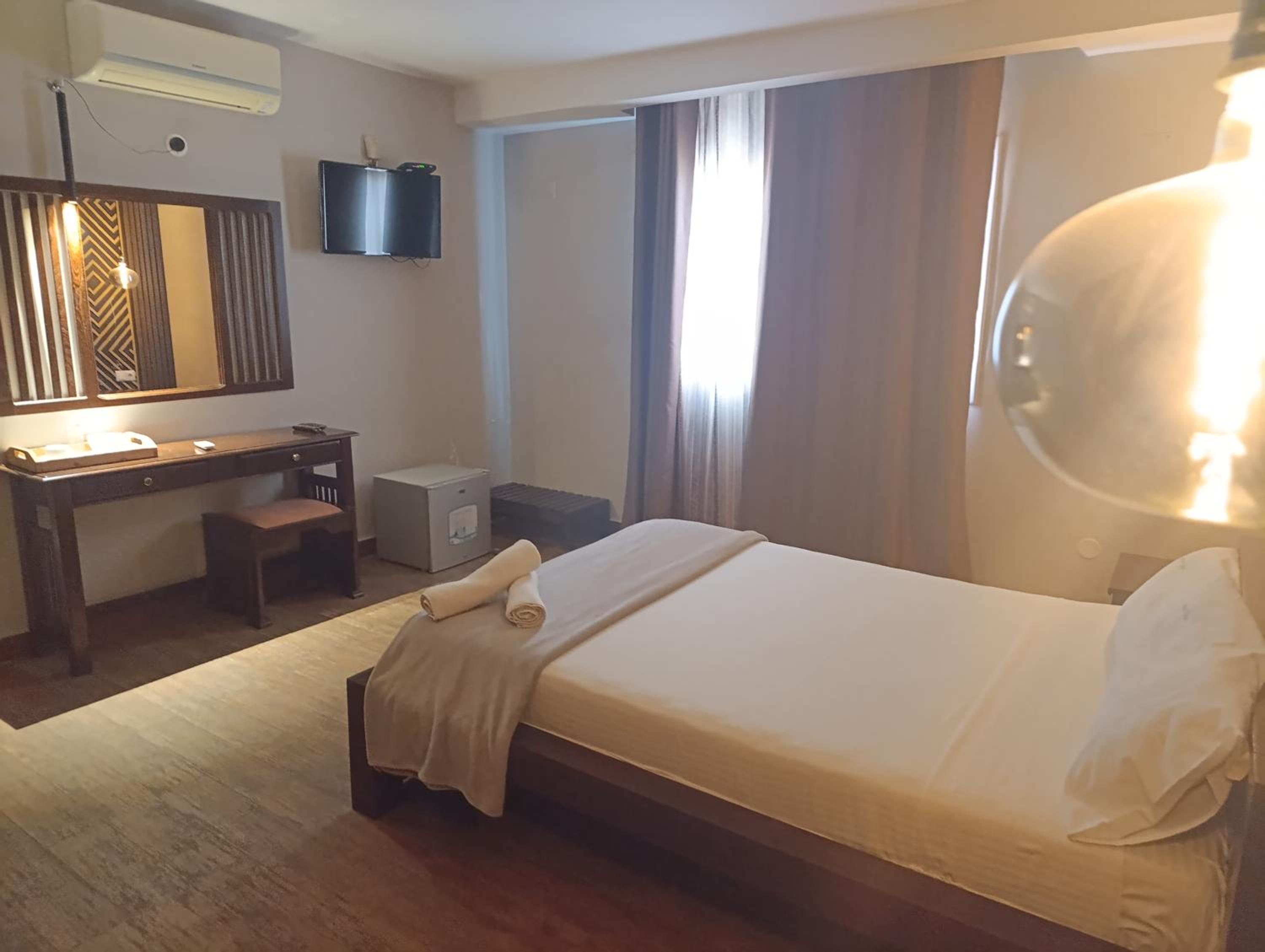 Large Single Room