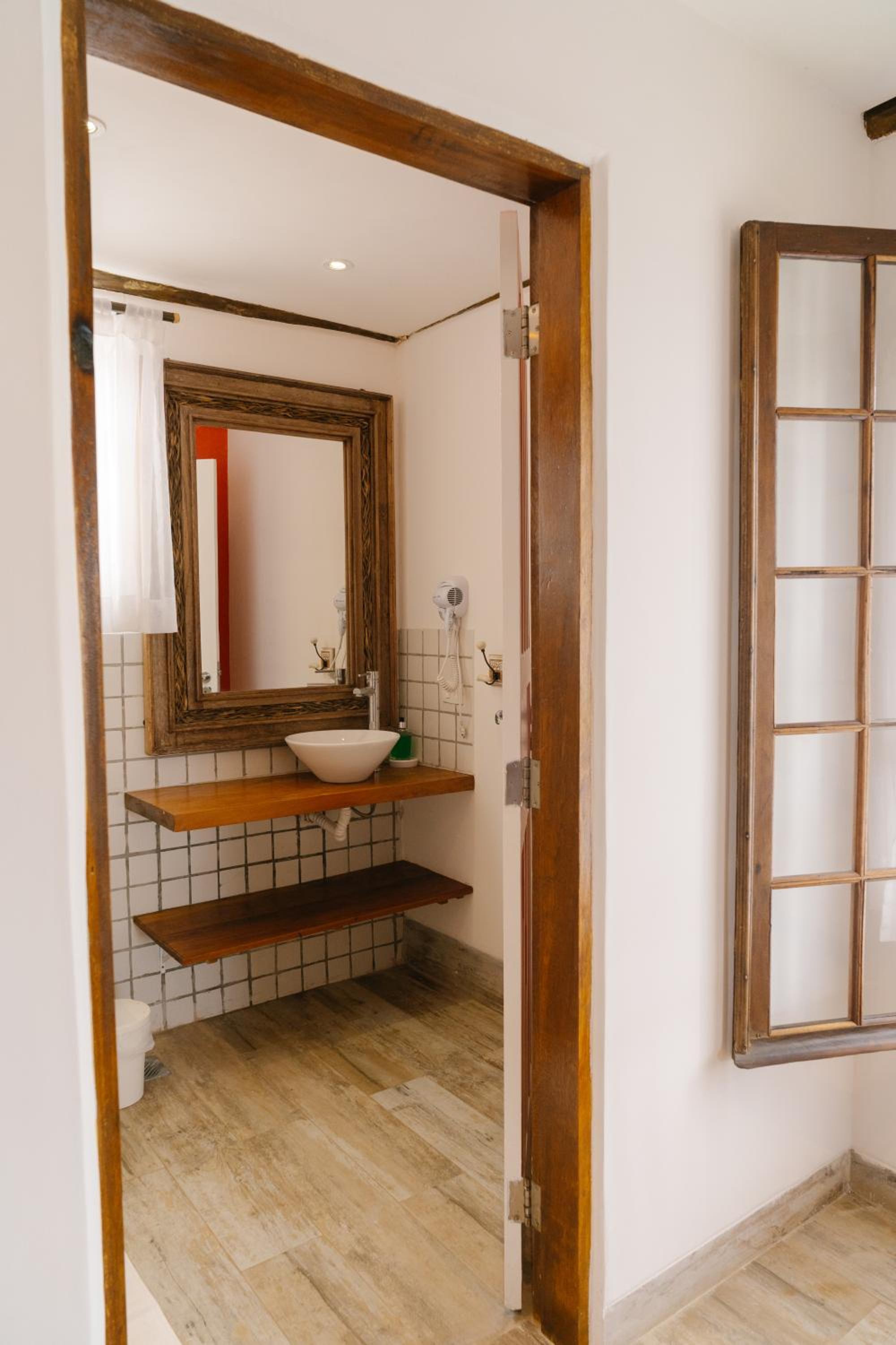 King Suite with Sea View photo 3