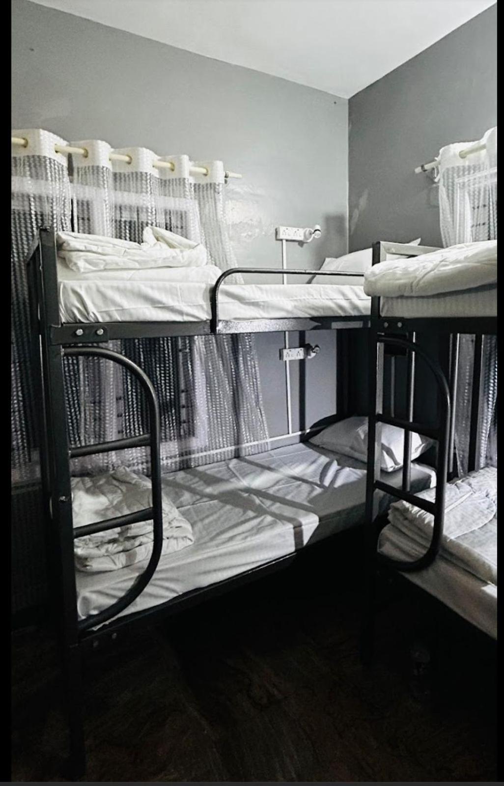 Bed in 6-Bed Dormitory Room photo 1