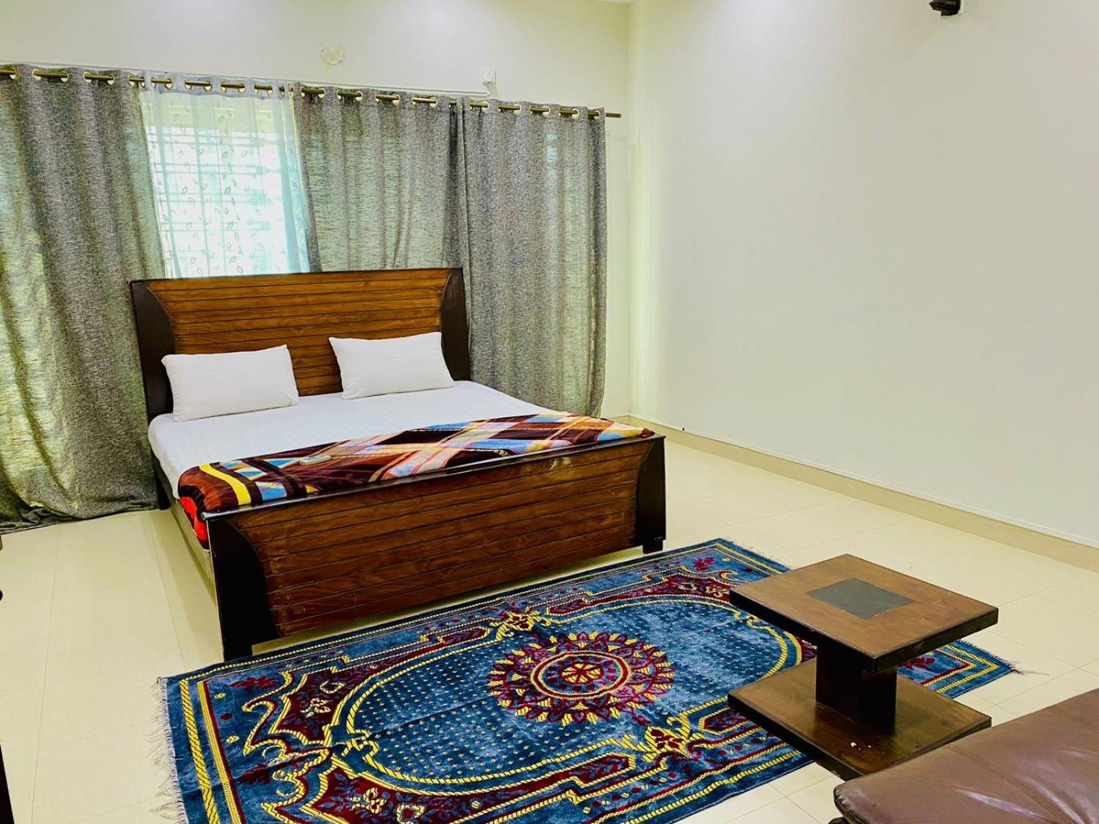 Deluxe Double Room with Balcony photo 1