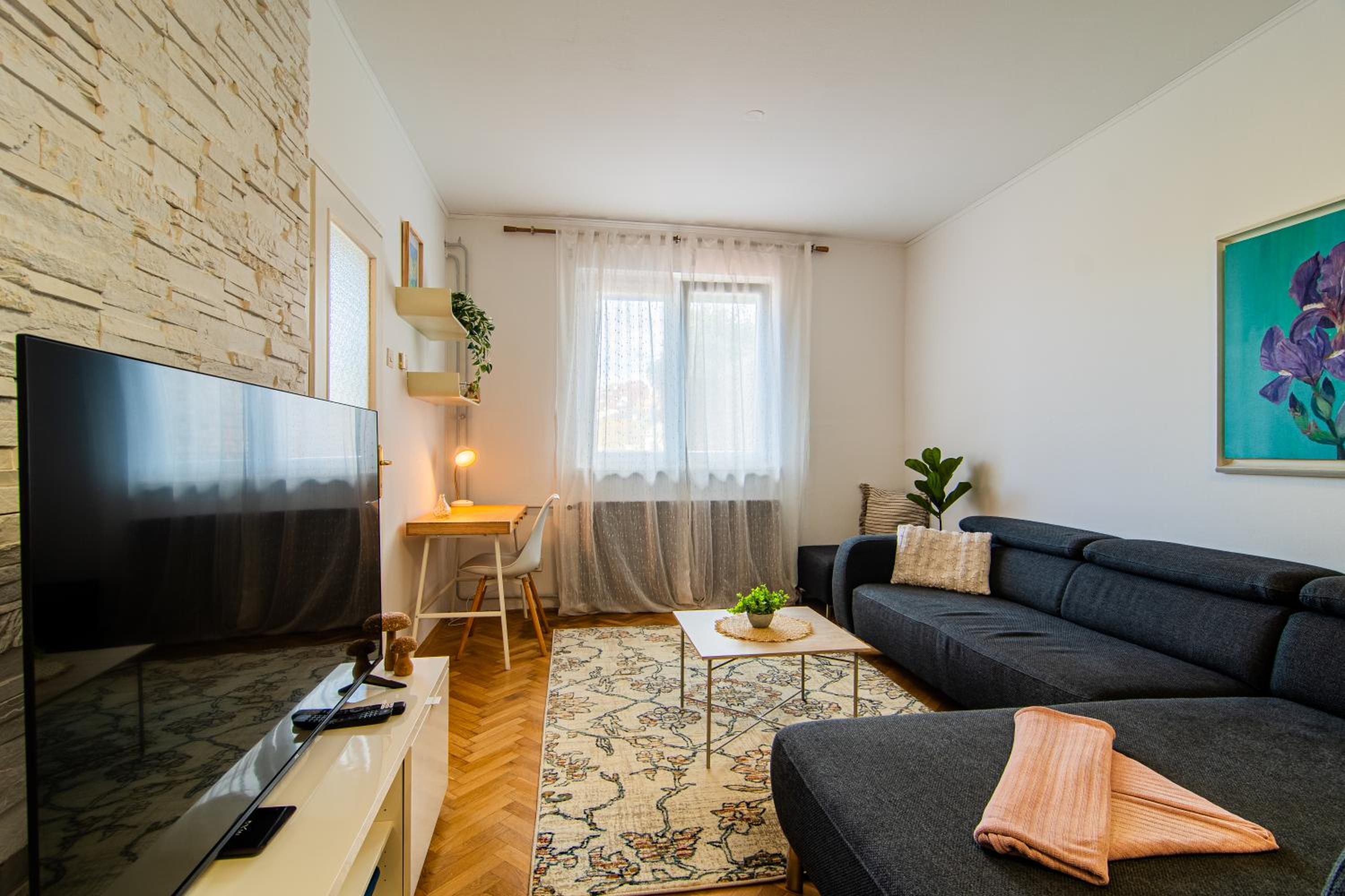 Apartment with Balcony