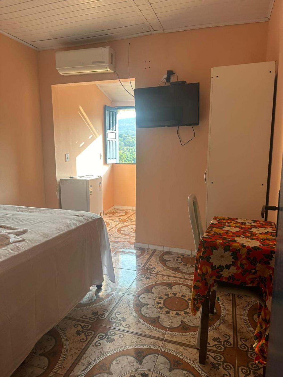 Double Room with Mountain View - Photo 4
