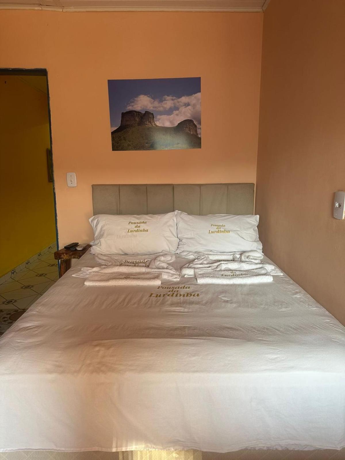 Double Room with Mountain View - Photo 1