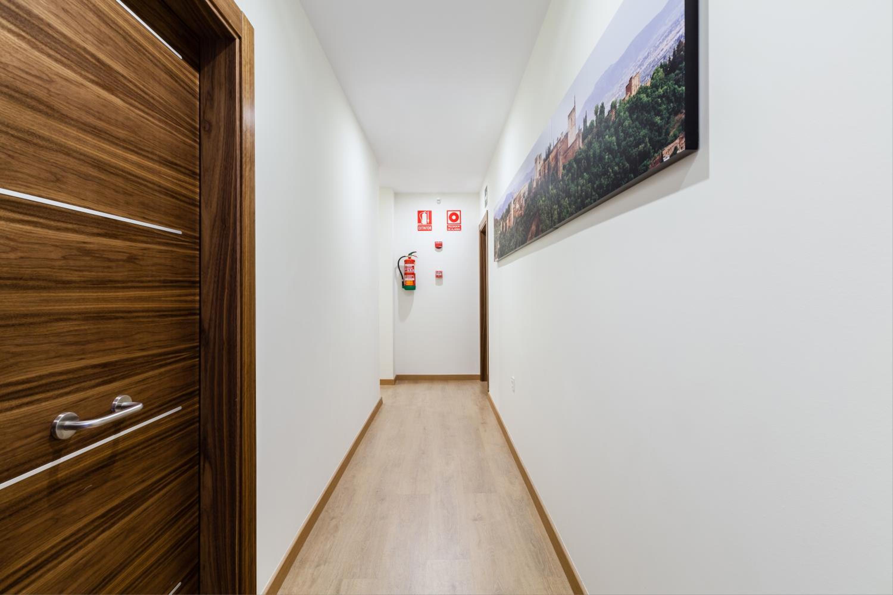 Quadruple Room - Photo 2