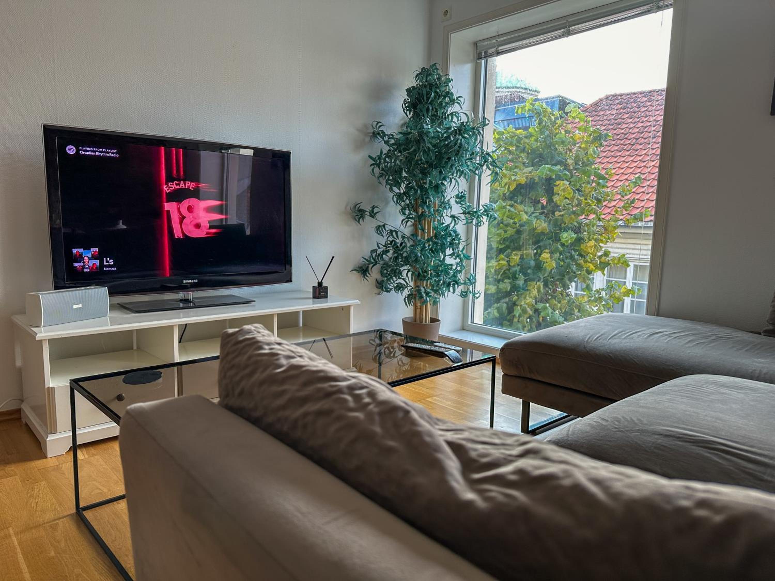Two-Bedroom Apartment with City View photo 1