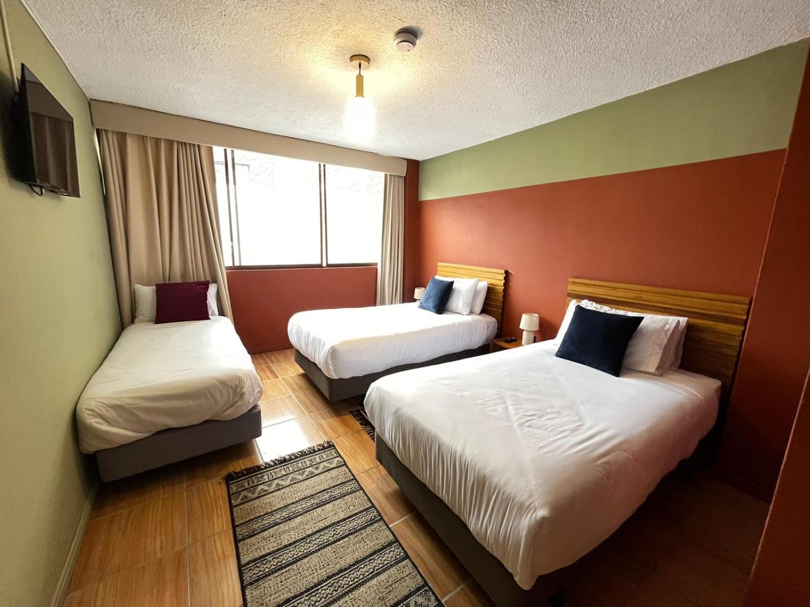 Triple Room with Private Bathroom photo 1