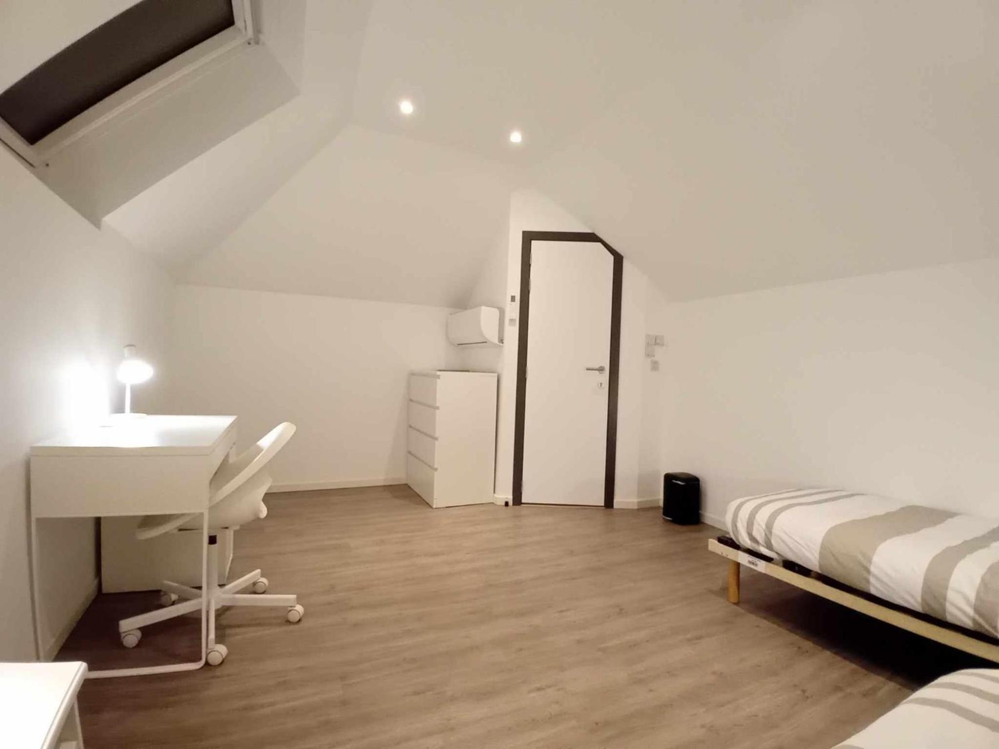 Large Double or Twin Room photo 3