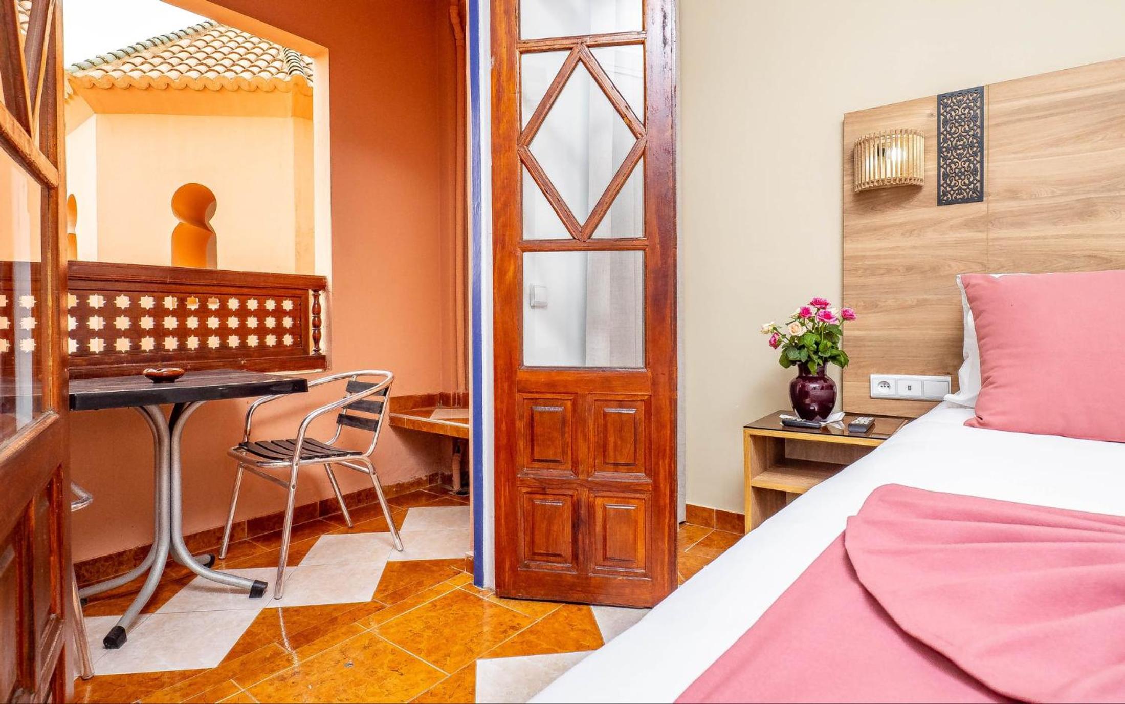 Superior Double Room - Photo 3
