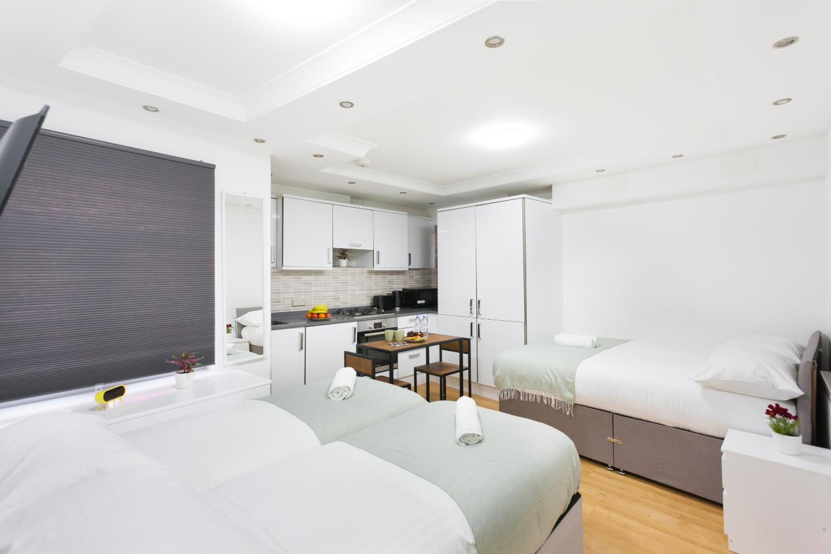 Quadruple Room with Shared Bathroom photo 1