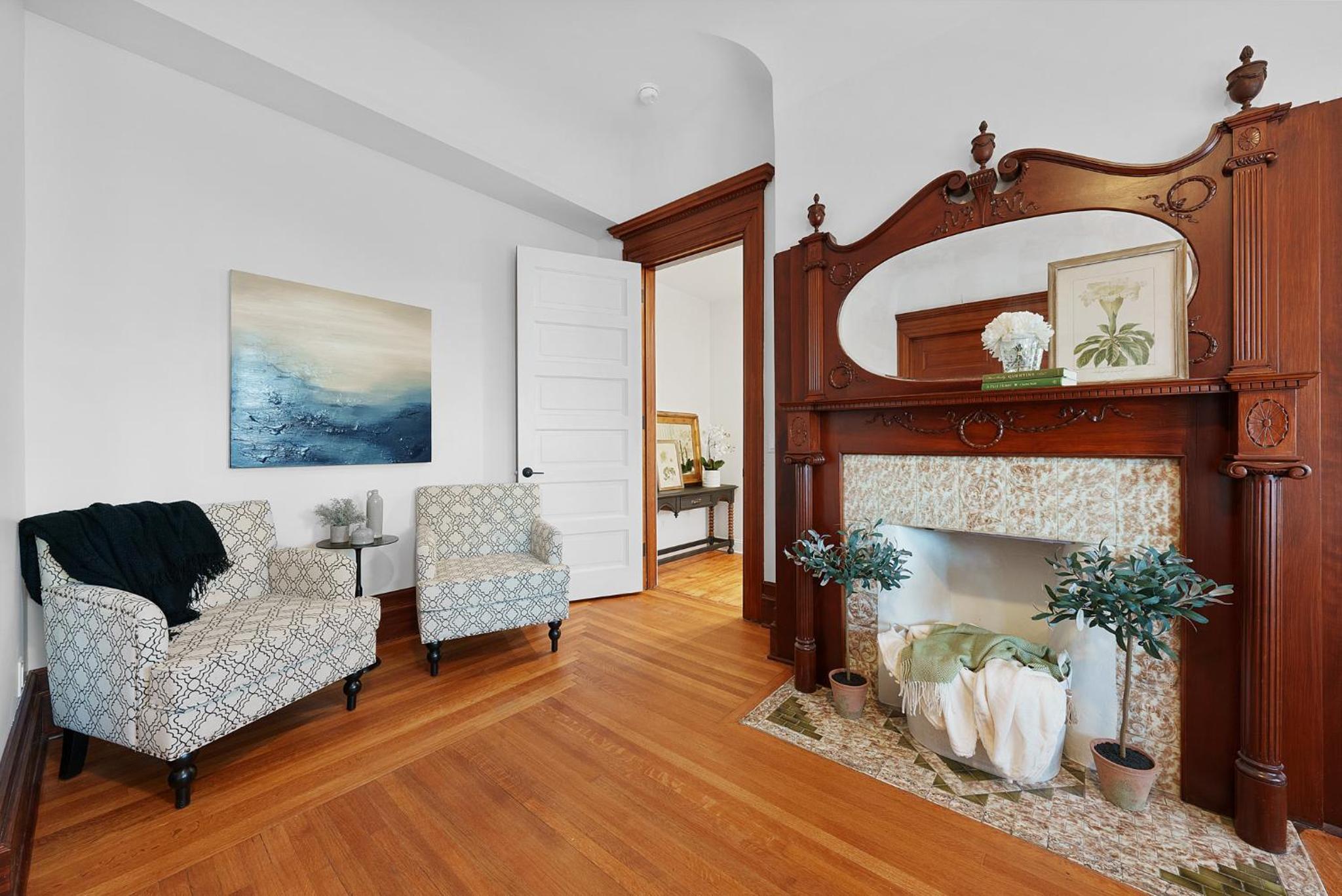 Two-Bedroom Suite - Photo 12