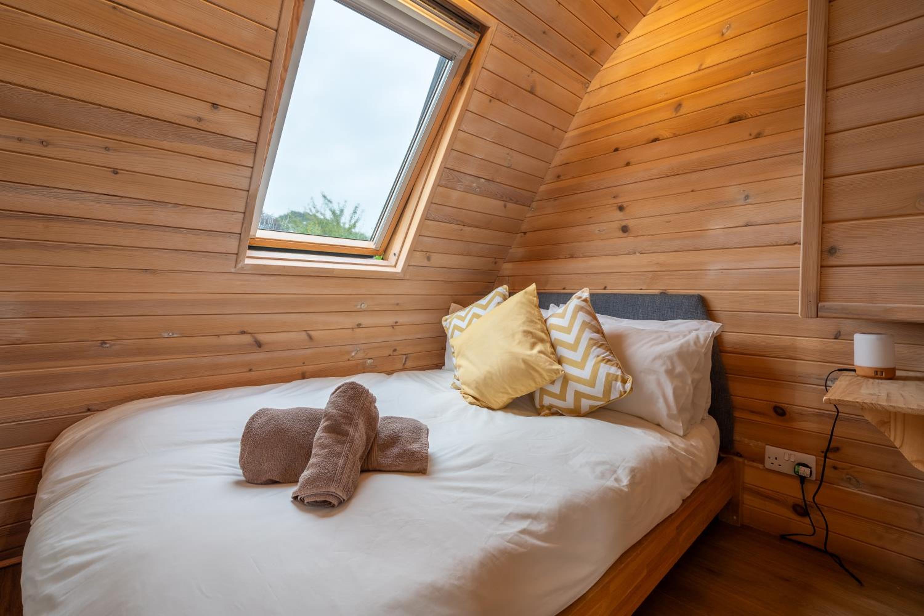 Family Room- Hedgehog (with hot tub)