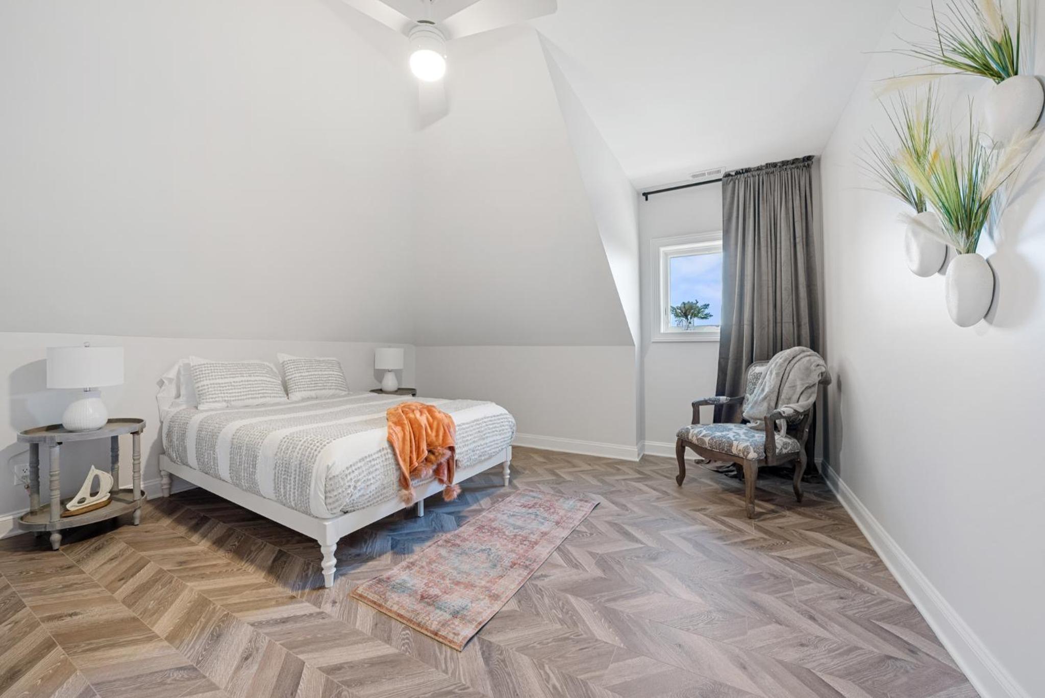 4 Bedroom Suite - Photo 23