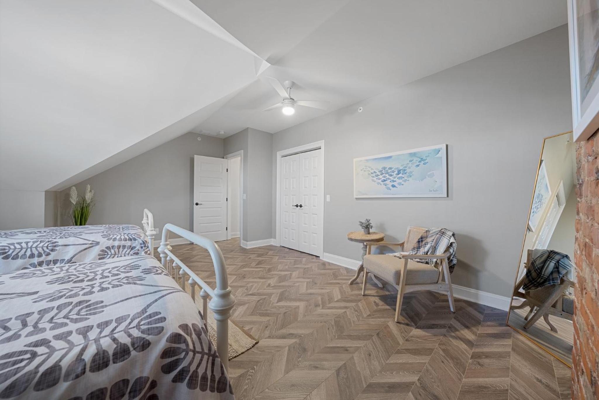 4 Bedroom Suite - Photo 2