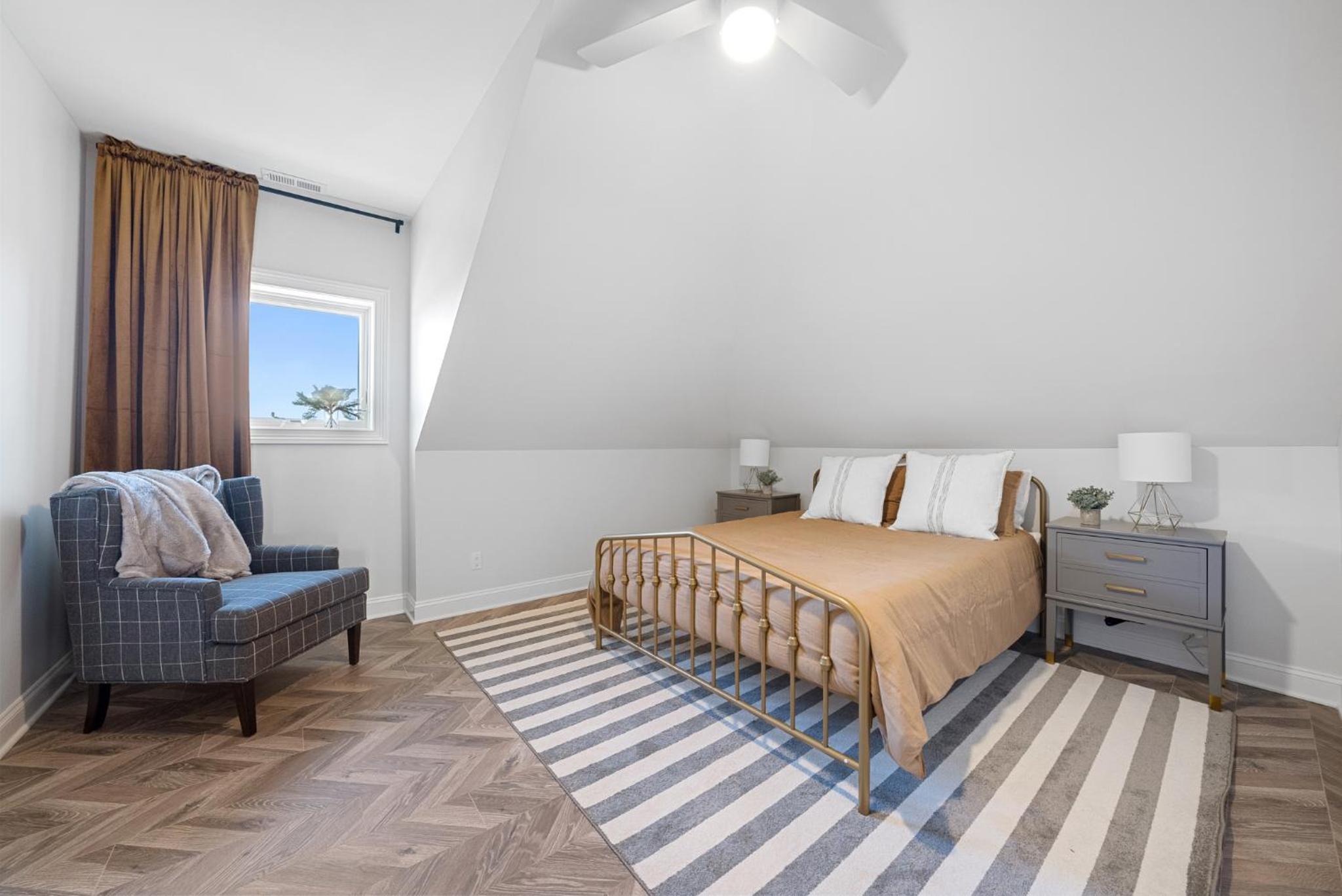 4 Bedroom Suite - Photo 10