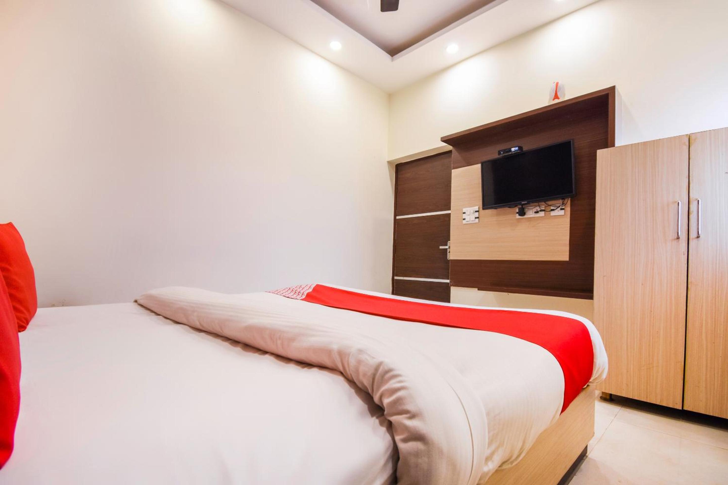 Classic Triple Room photo 2