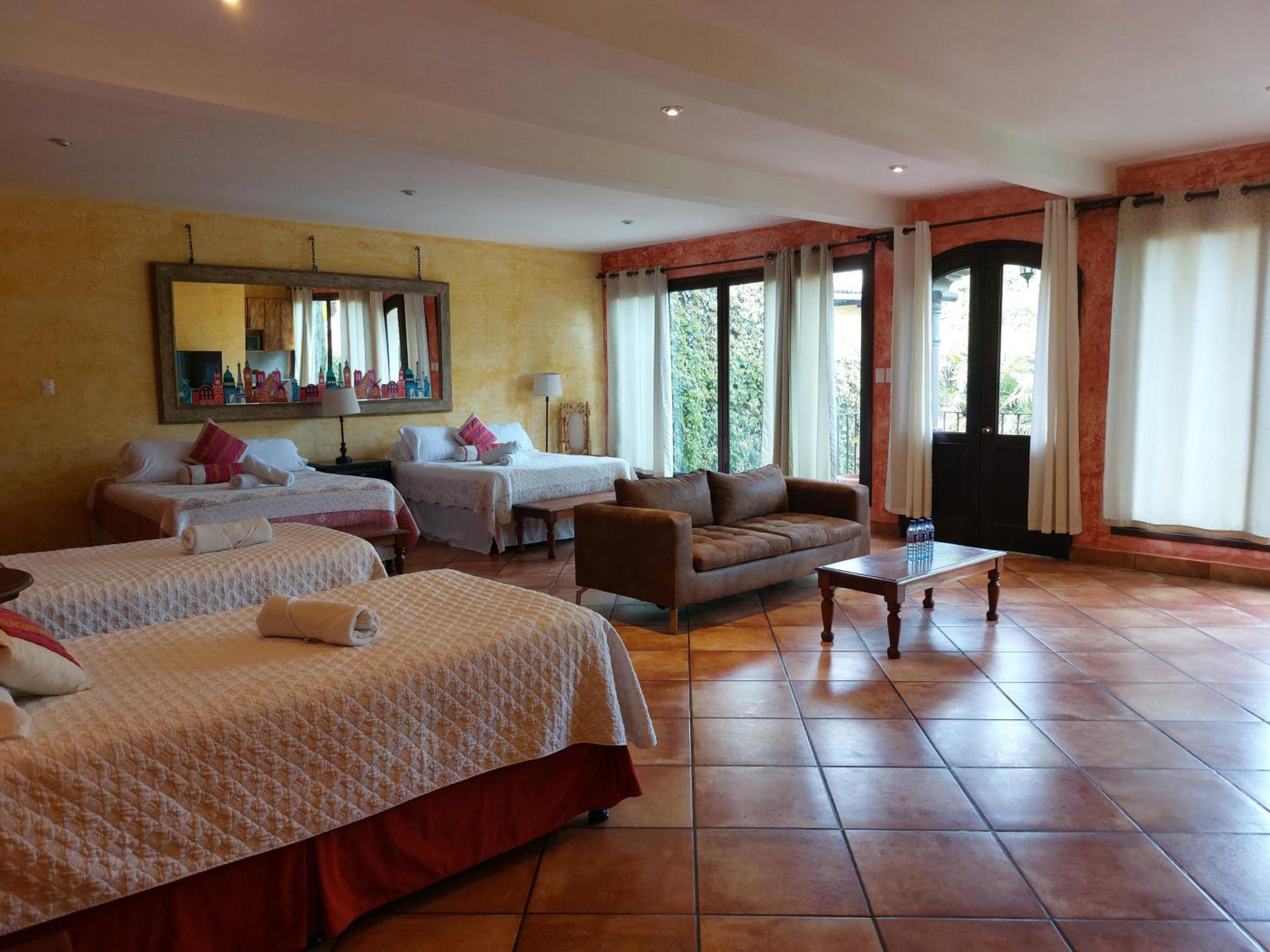 Family Room with Balcony photo 2