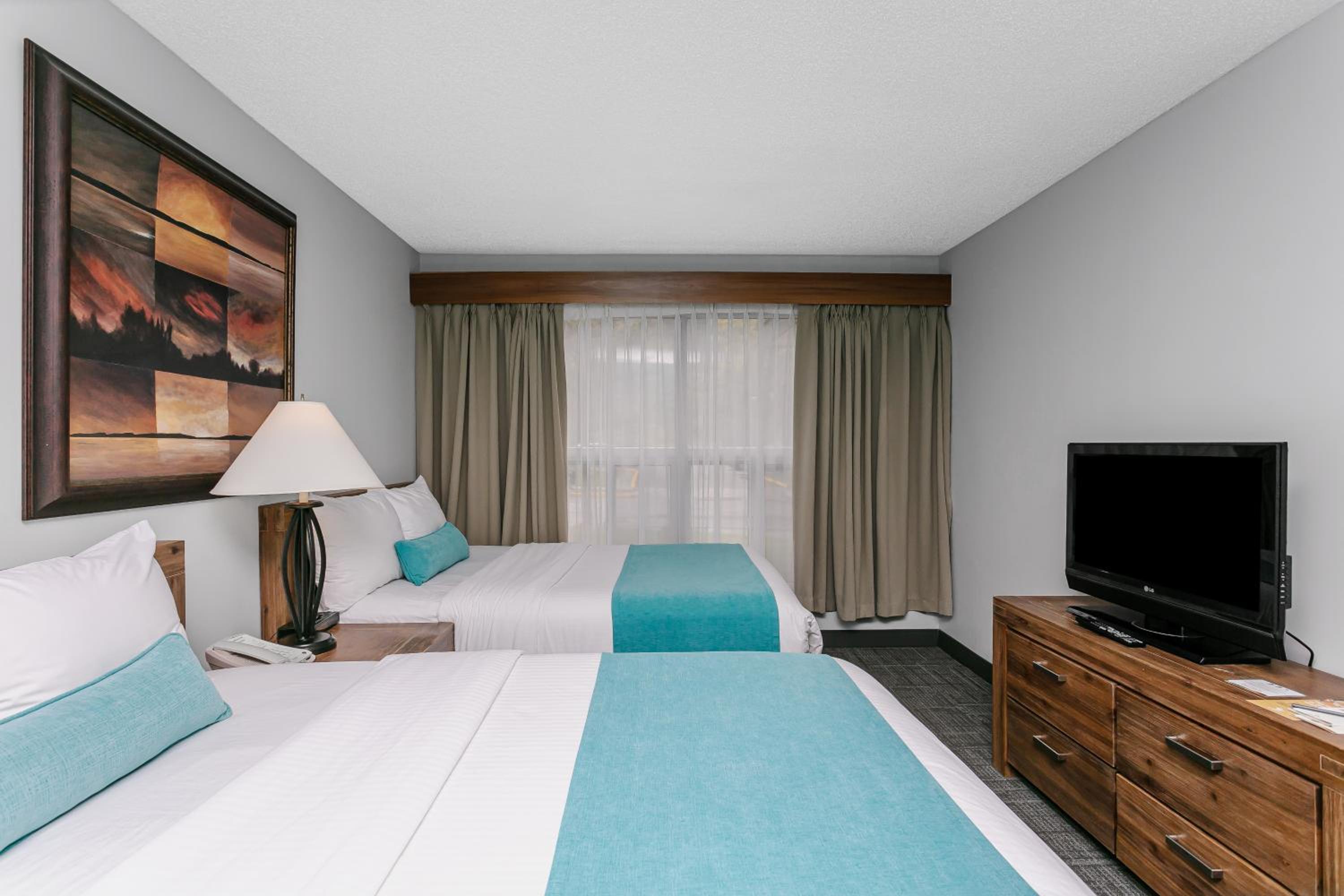 Standard Double Room with Two Double Beds - Photo 1
