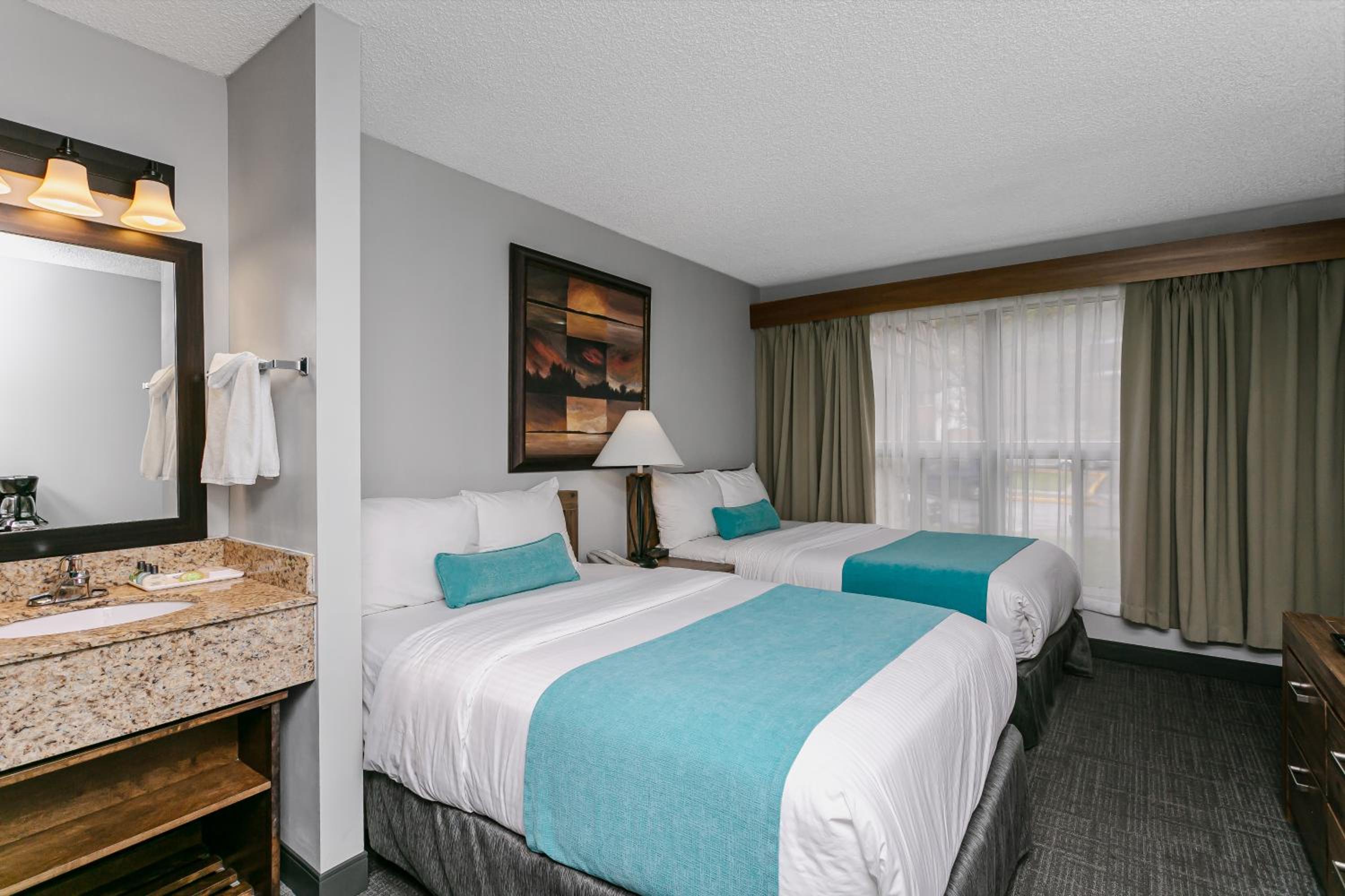 Standard Double Room with Two Double Beds - Photo 3