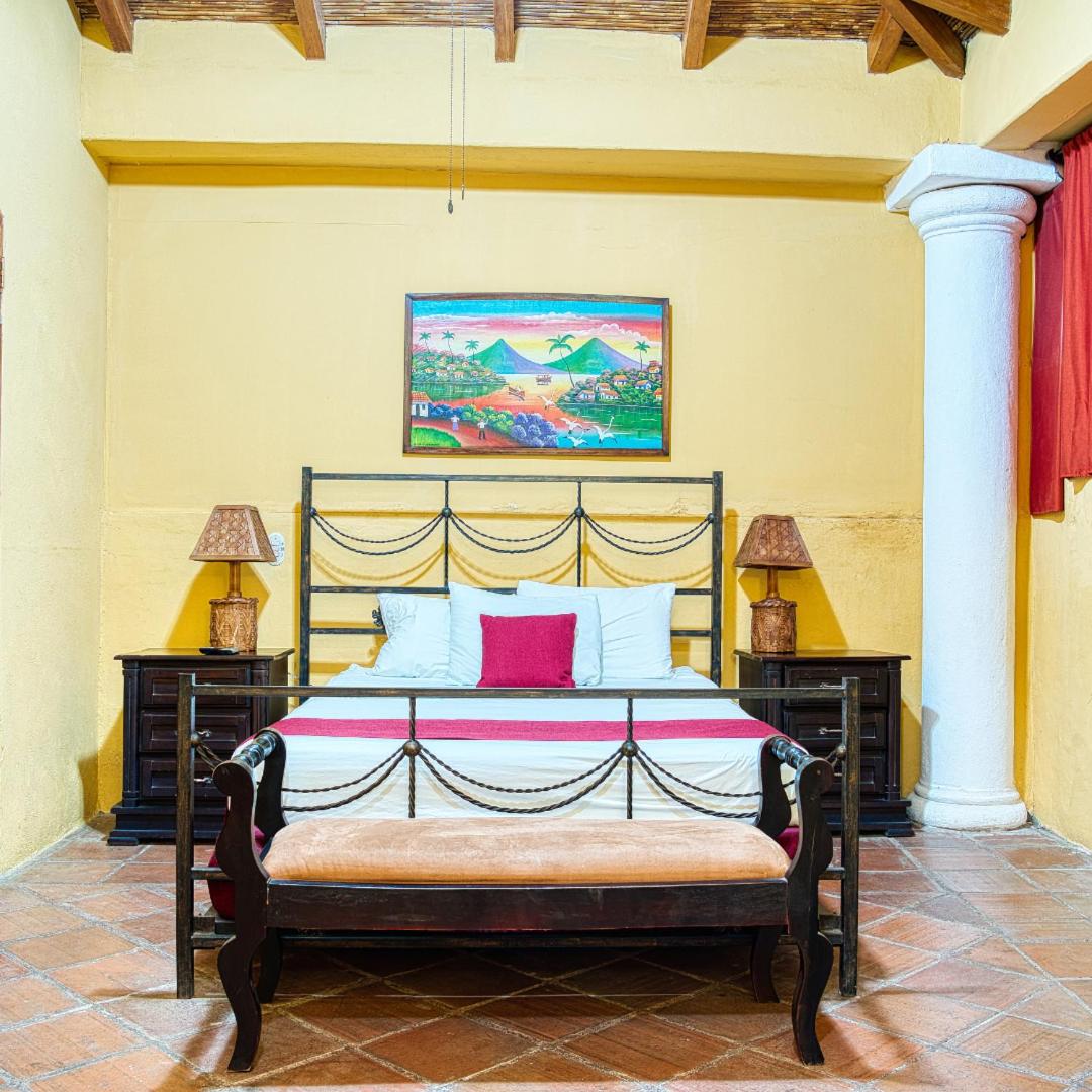 Queen Room