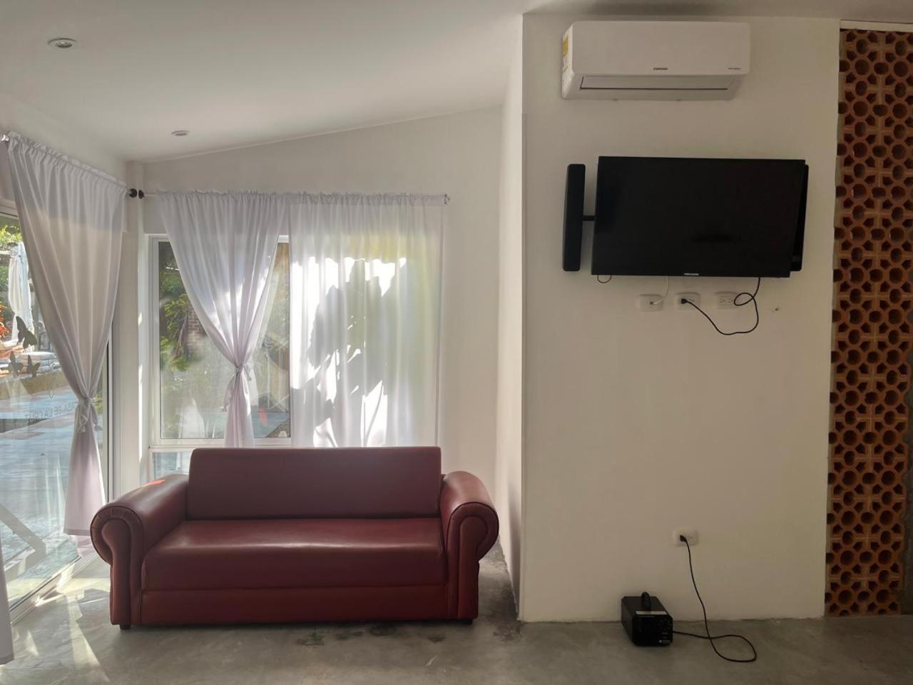 Superior Quadruple Room photo 3