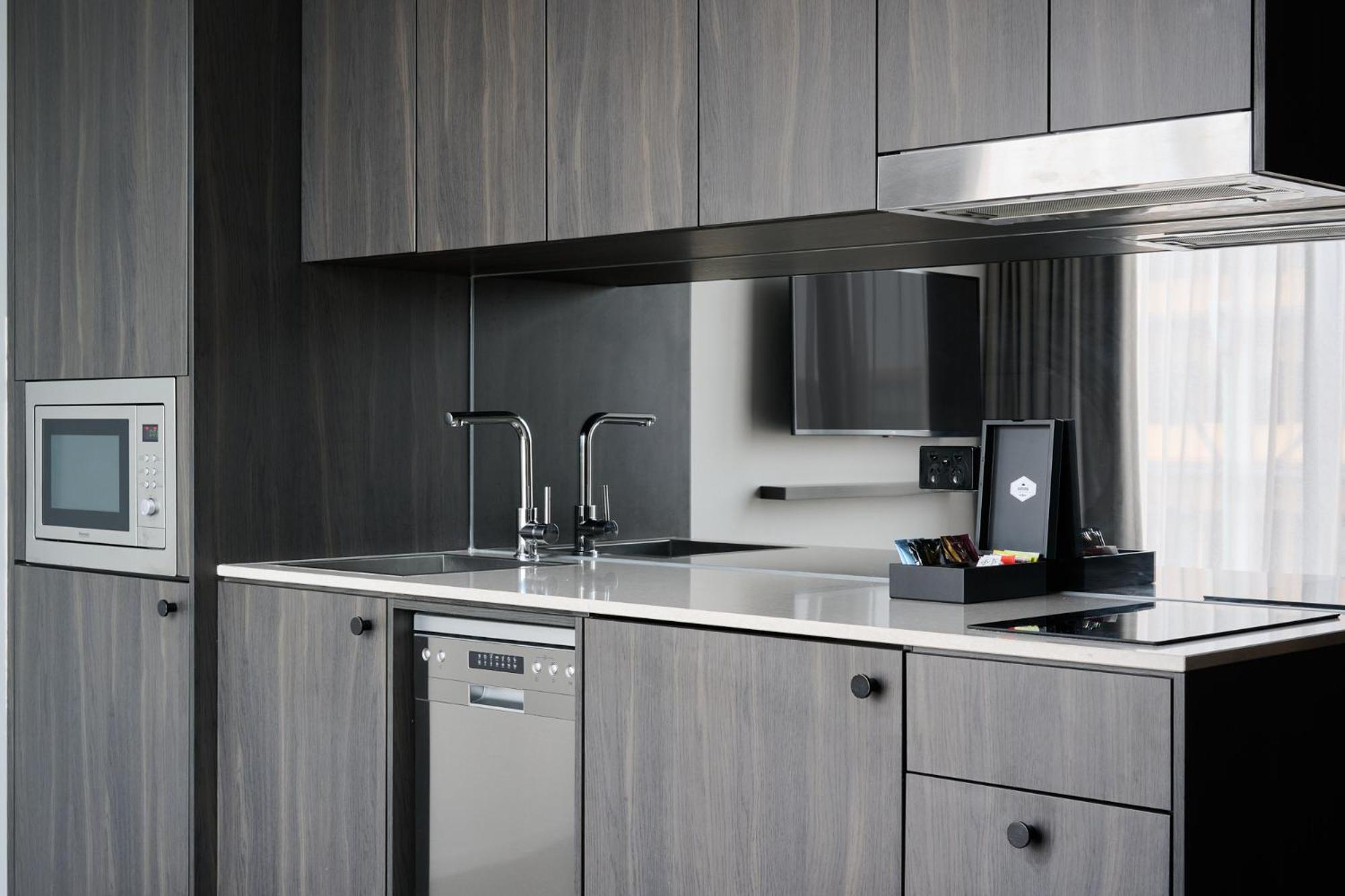 One-Bedroom Apartment - Photo 5