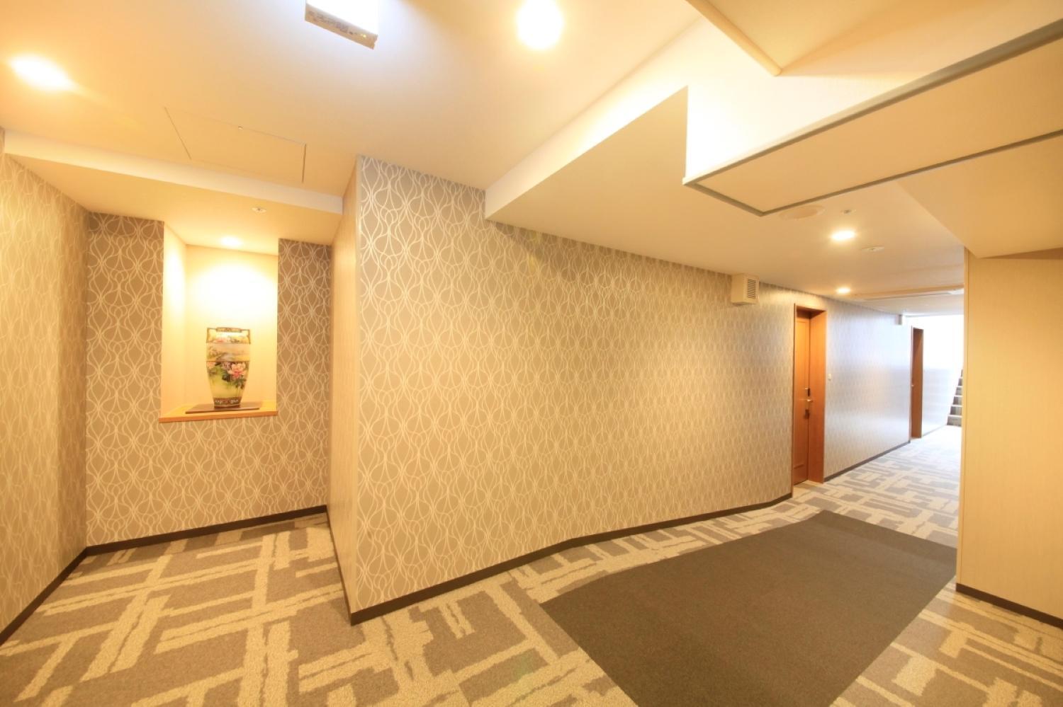 Grace Twin (4adults,4beds) with No Window - Semi Basement - Non-Smoking