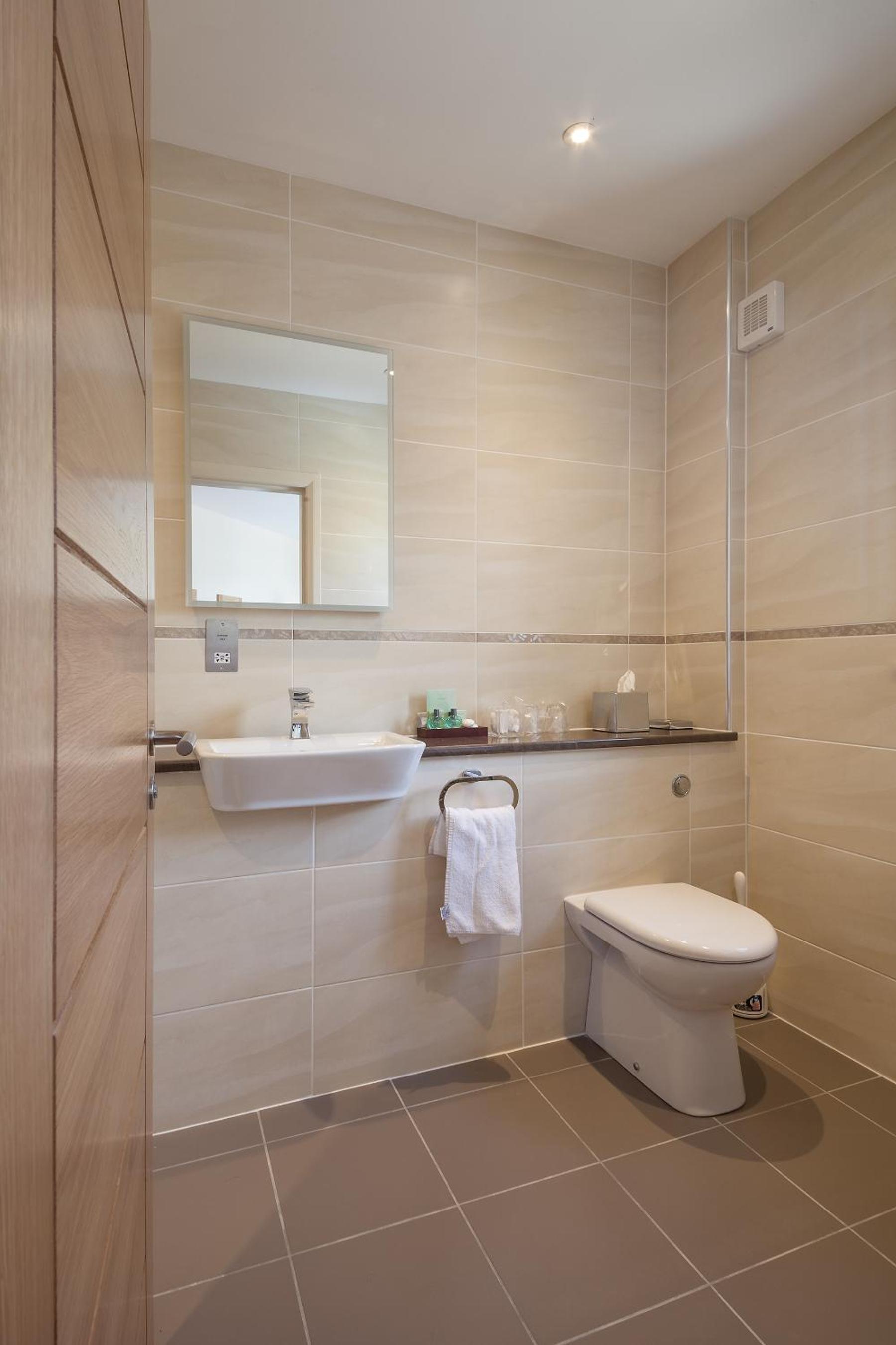 Executive Double or Twin Room - Photo 3