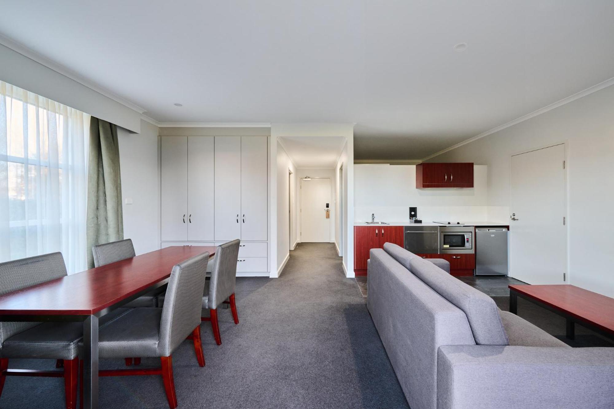 One Bedroom Apartment