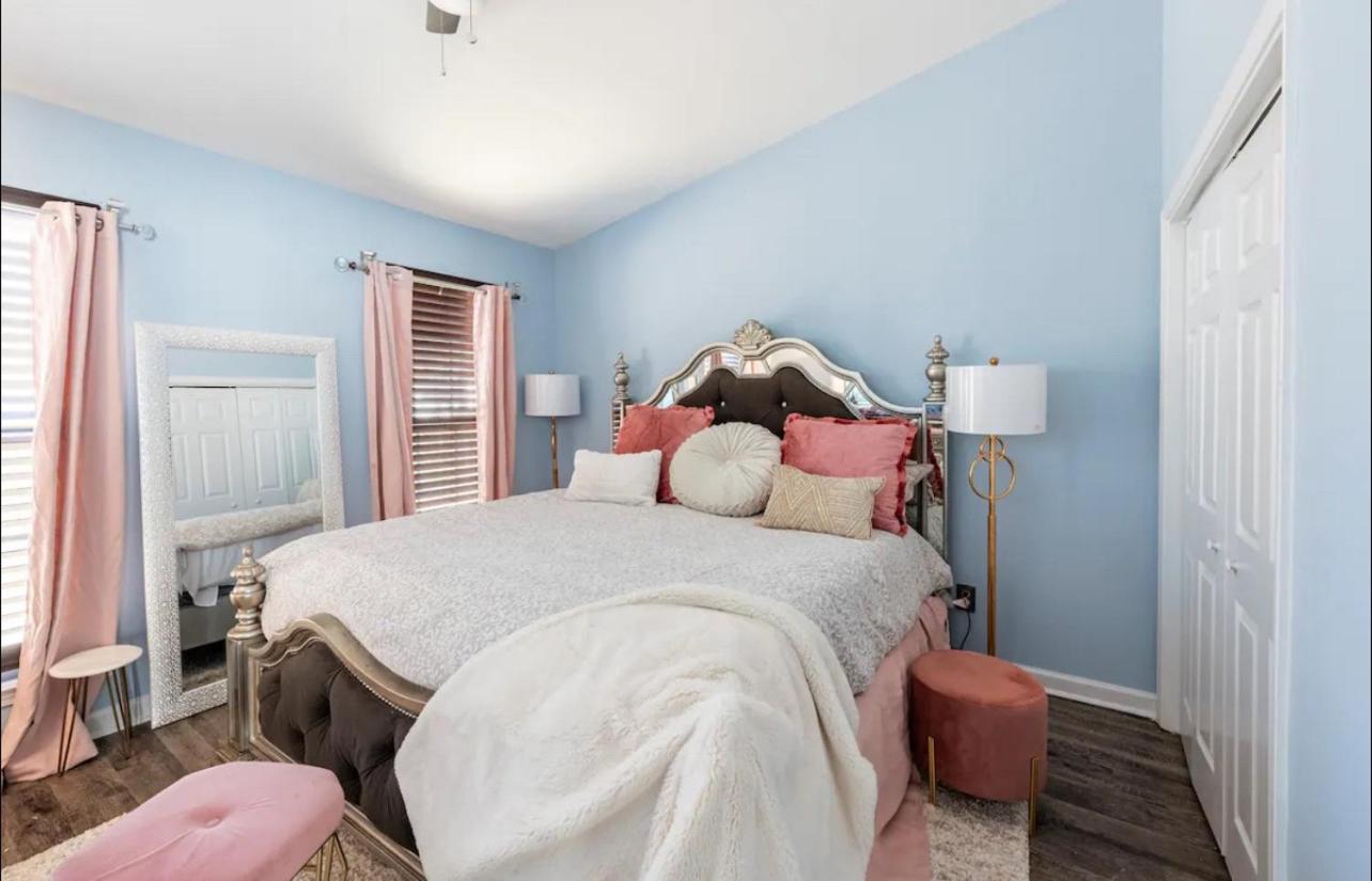 Three-Bedroom House photo 1
